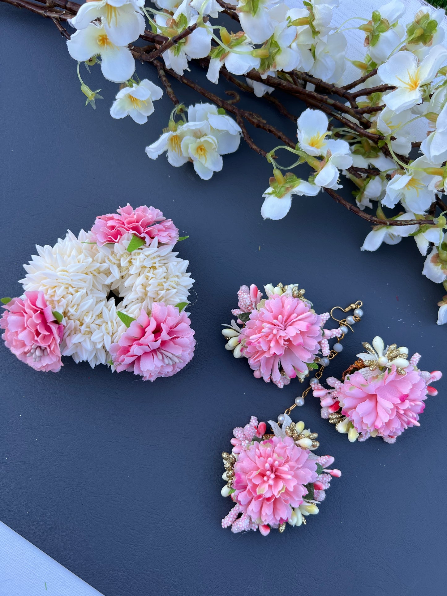 Jaanvi flowers jewellery