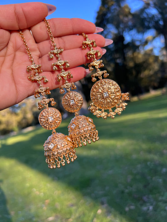Soohi gold plated sahara jhumki tikka set