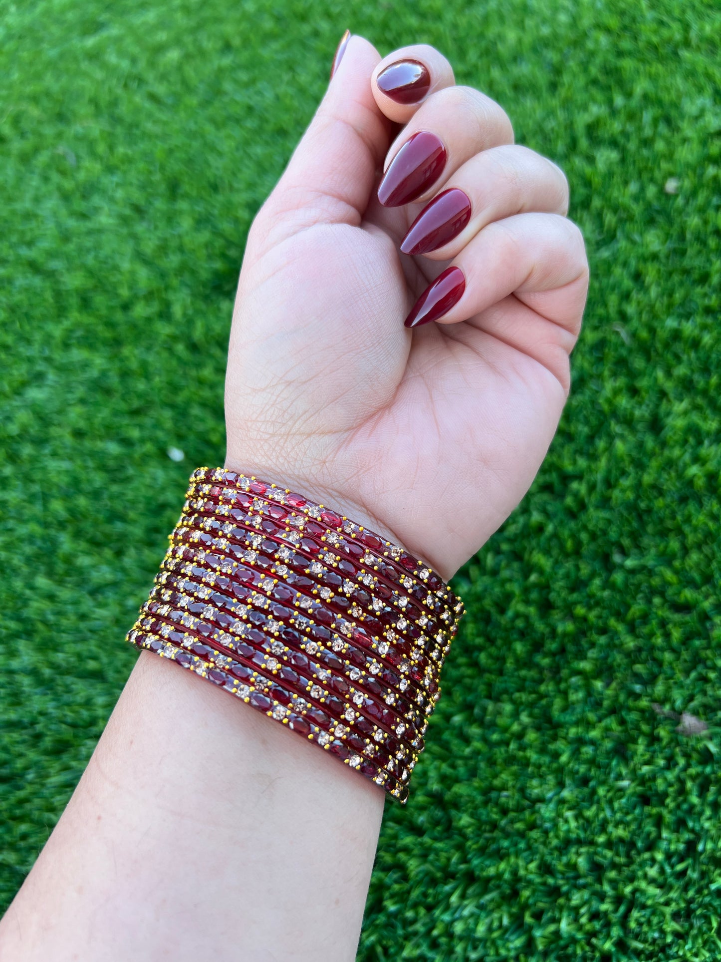 Maroon glass bangles