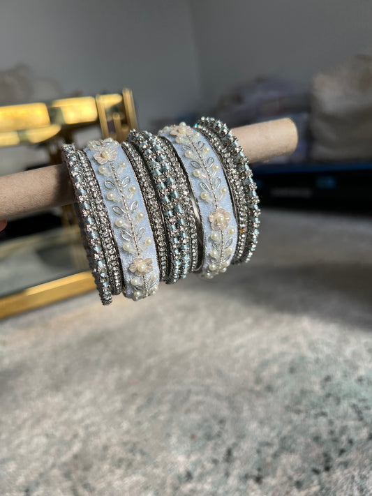 Savreen light grey bangles