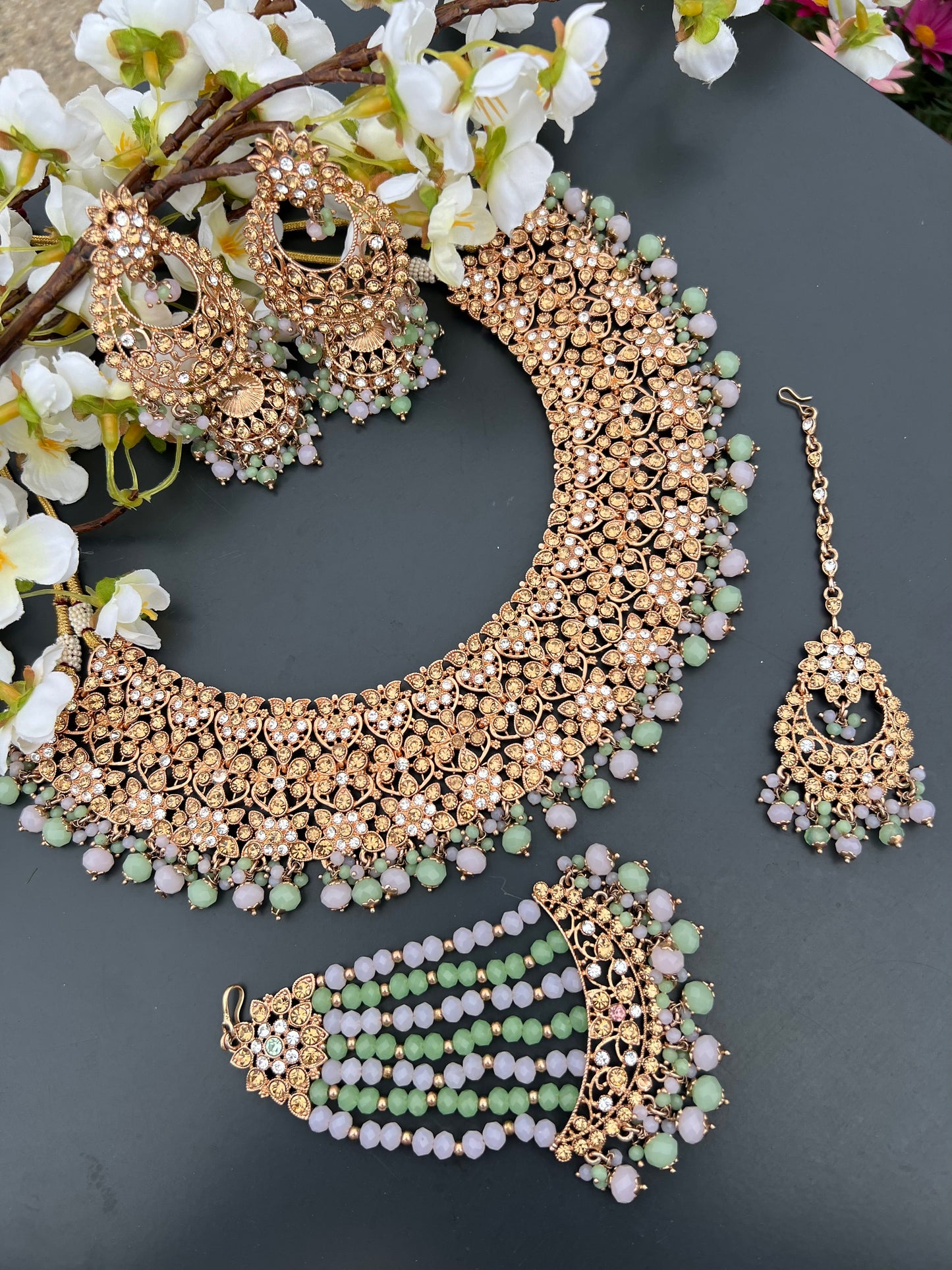 Shiza necklace set