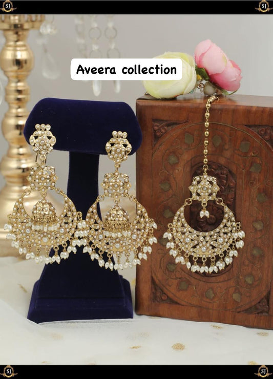Sulfi earrings tikka set