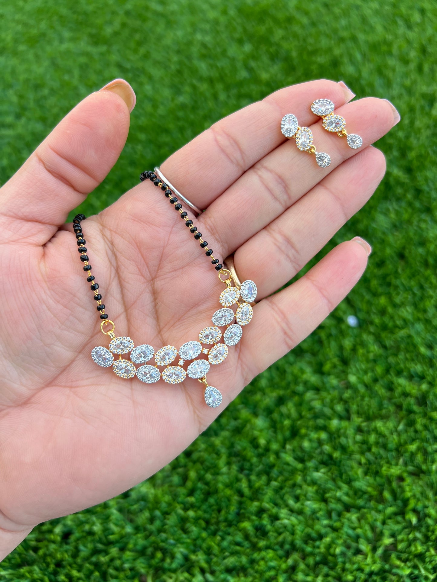 Dual tone Ad mangalsutra
