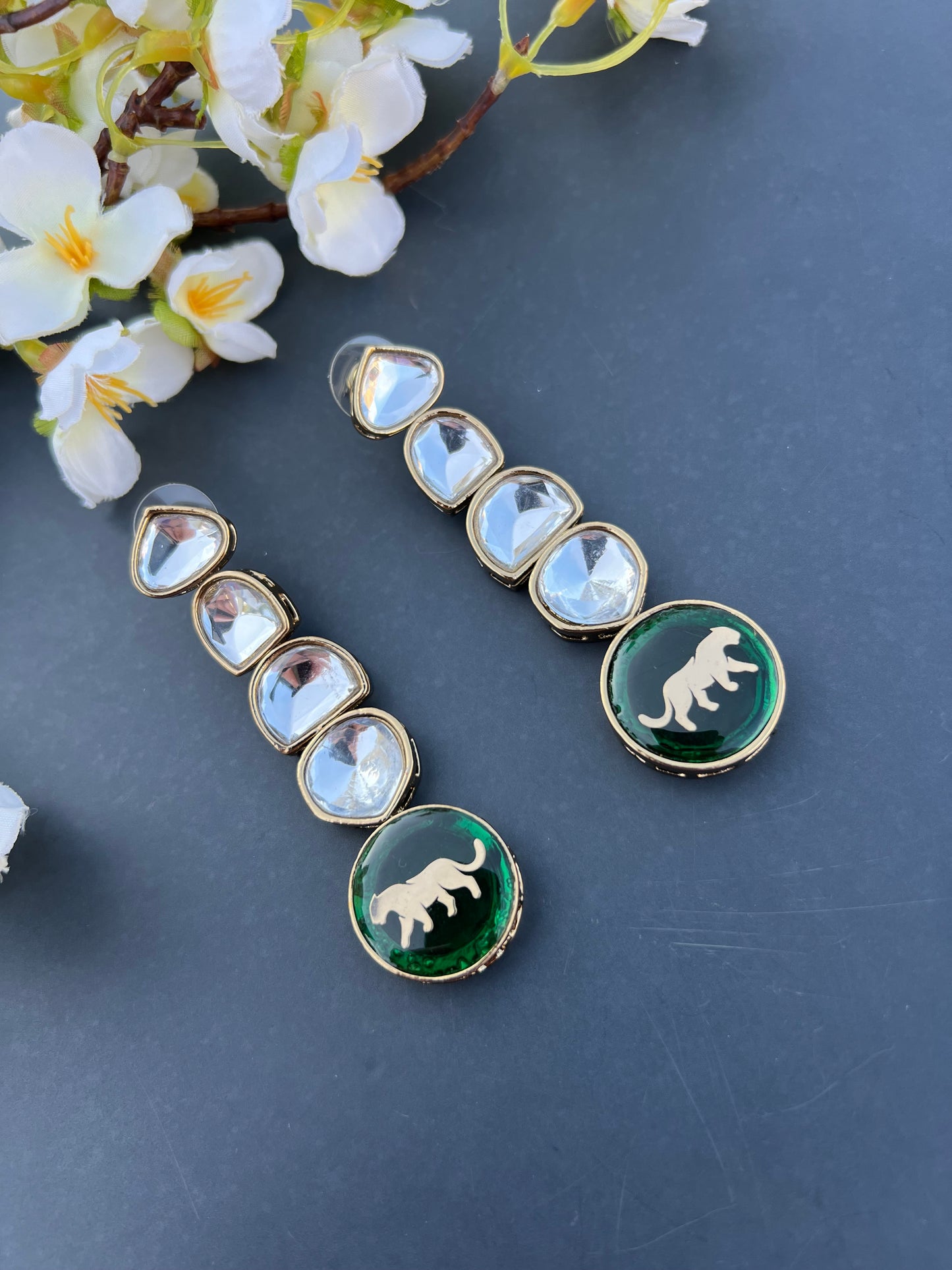 Sabya drop earrings