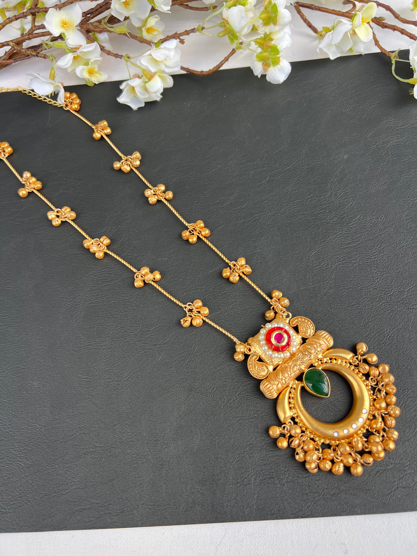 Sheena long necklace