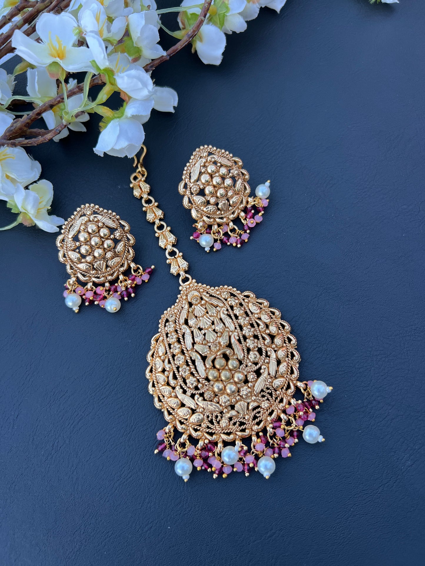 Sehar earrings tikka set