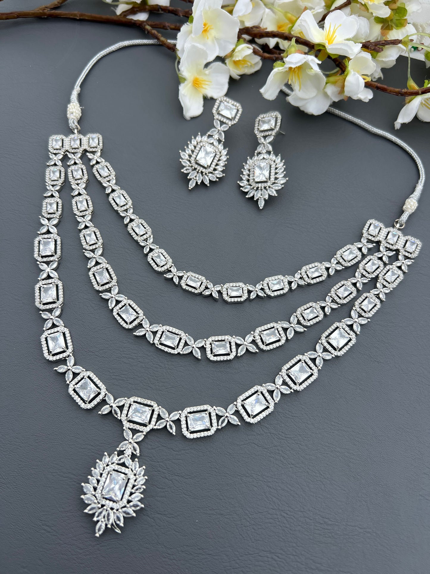 Anamika Ad necklace set