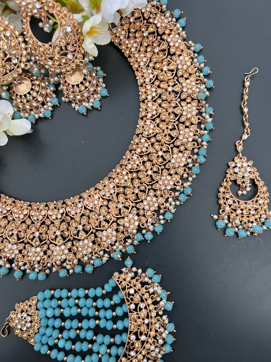 Shiza necklace set