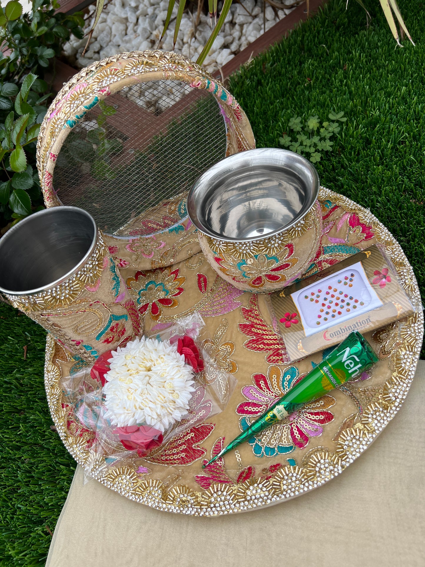 Karwa chauth Embroidered thali set