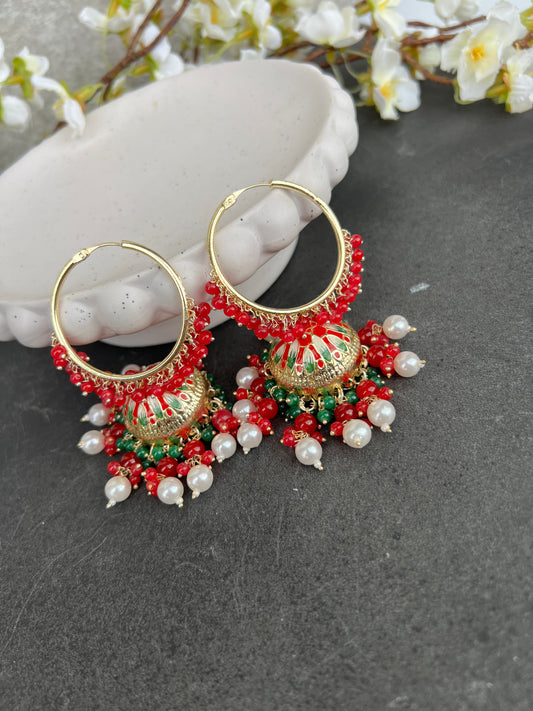 Udita hoops