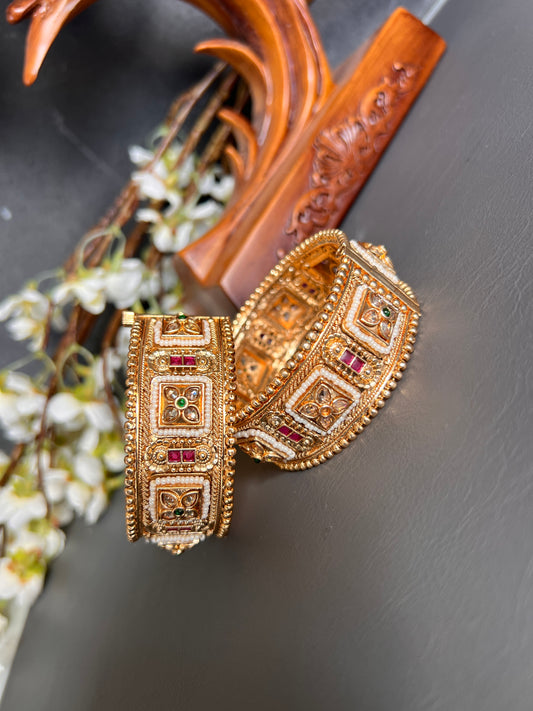 Savya gold plated openable kadas