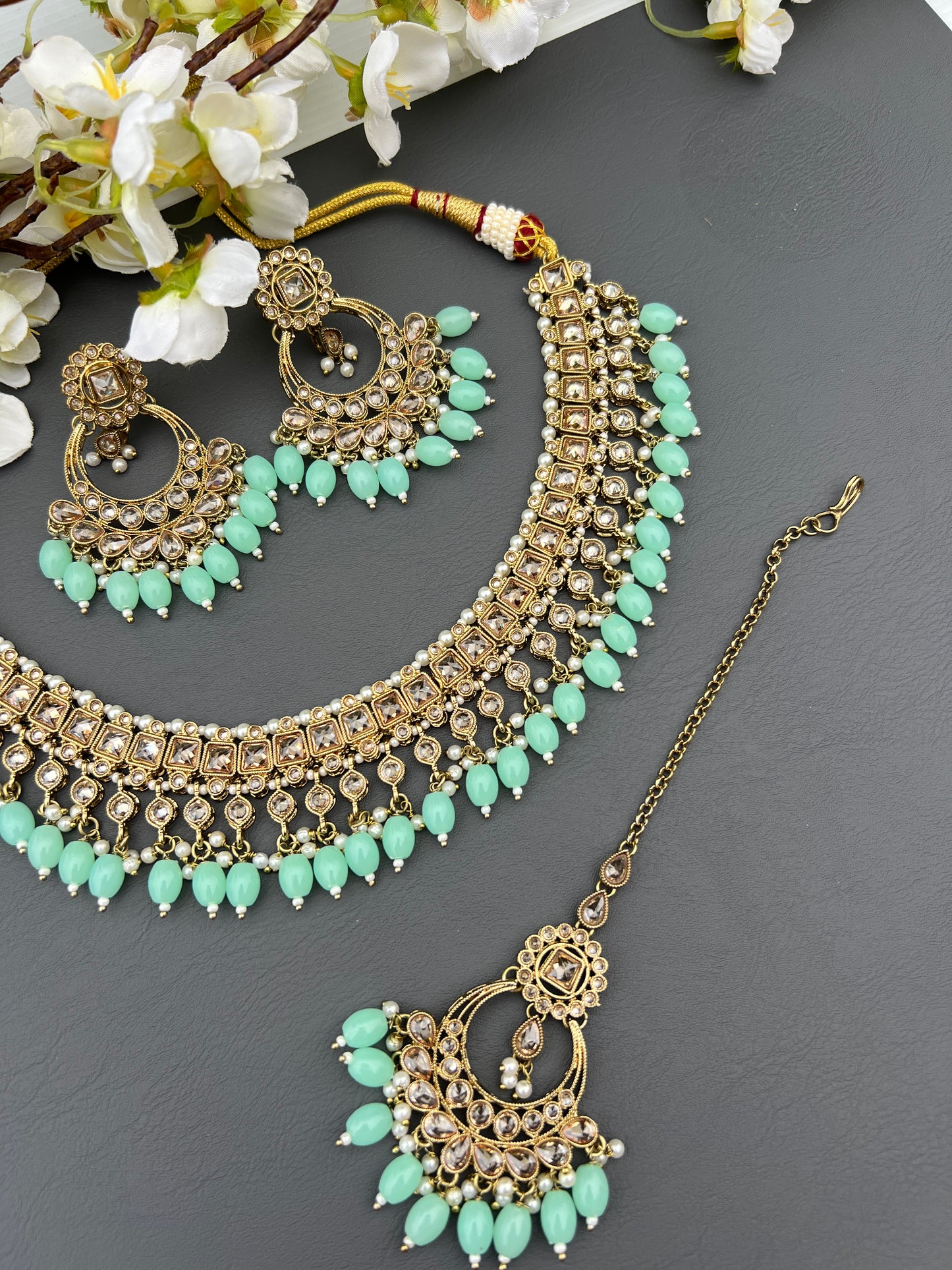 Kiara necklace set