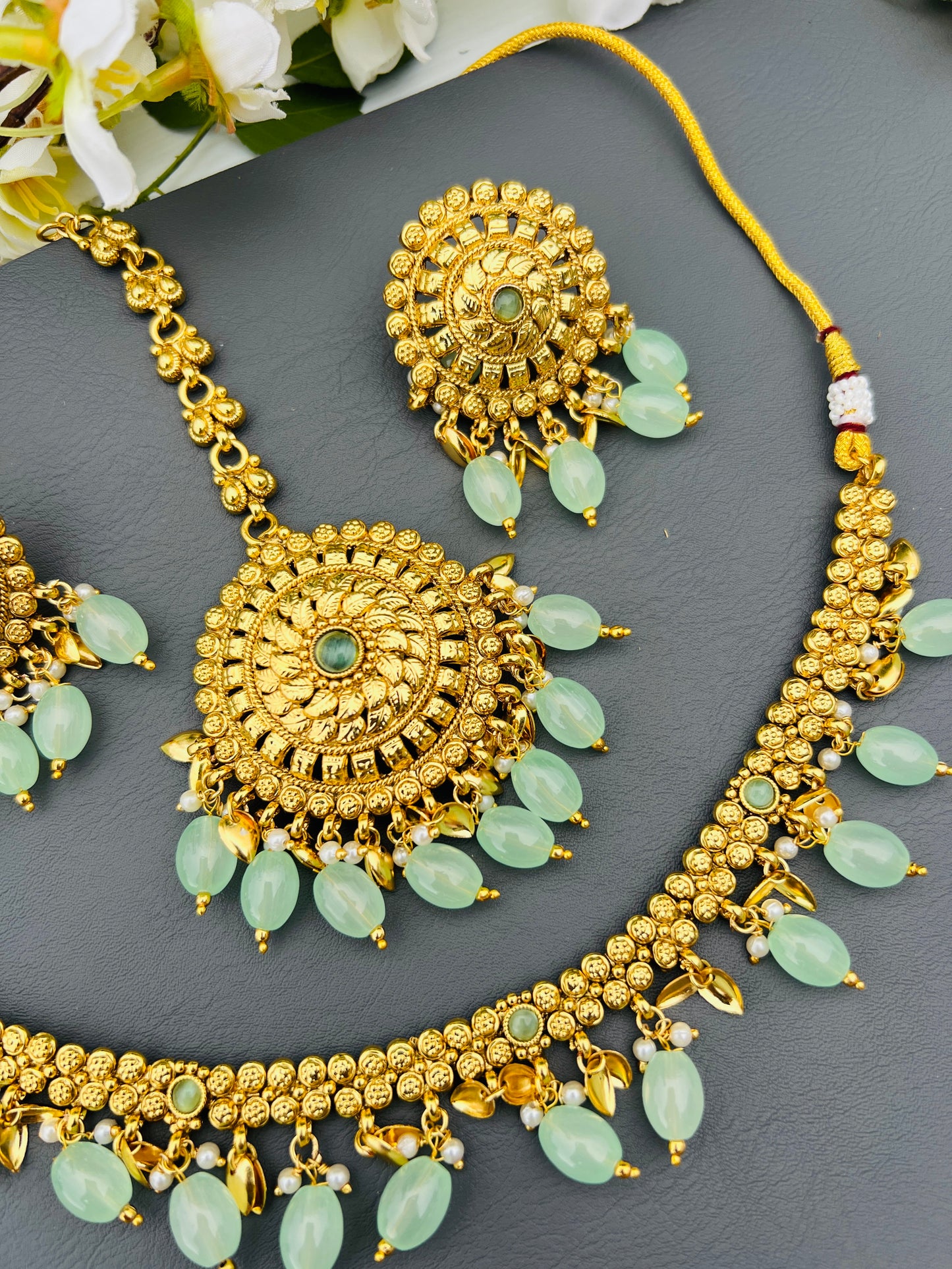 Sadvika necklace set