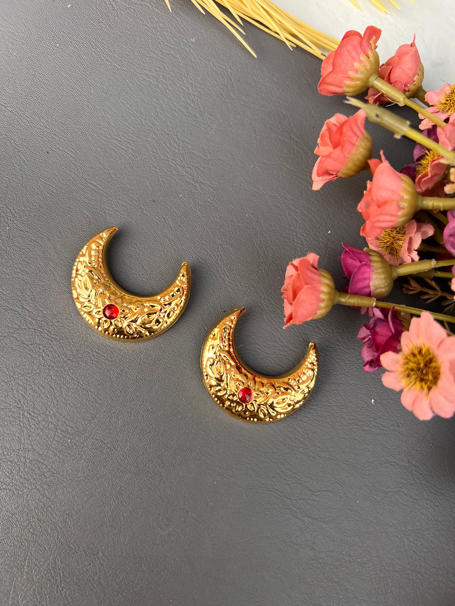Scarlet Moon Accent Pins