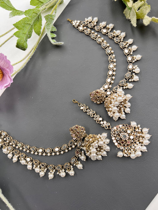 Shairy Earrings with Earchain & Tikka