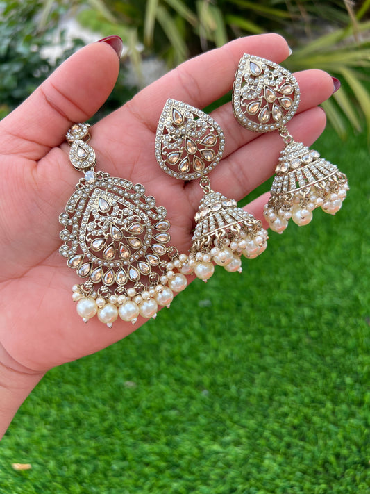 Nitika jhumki & tikka set