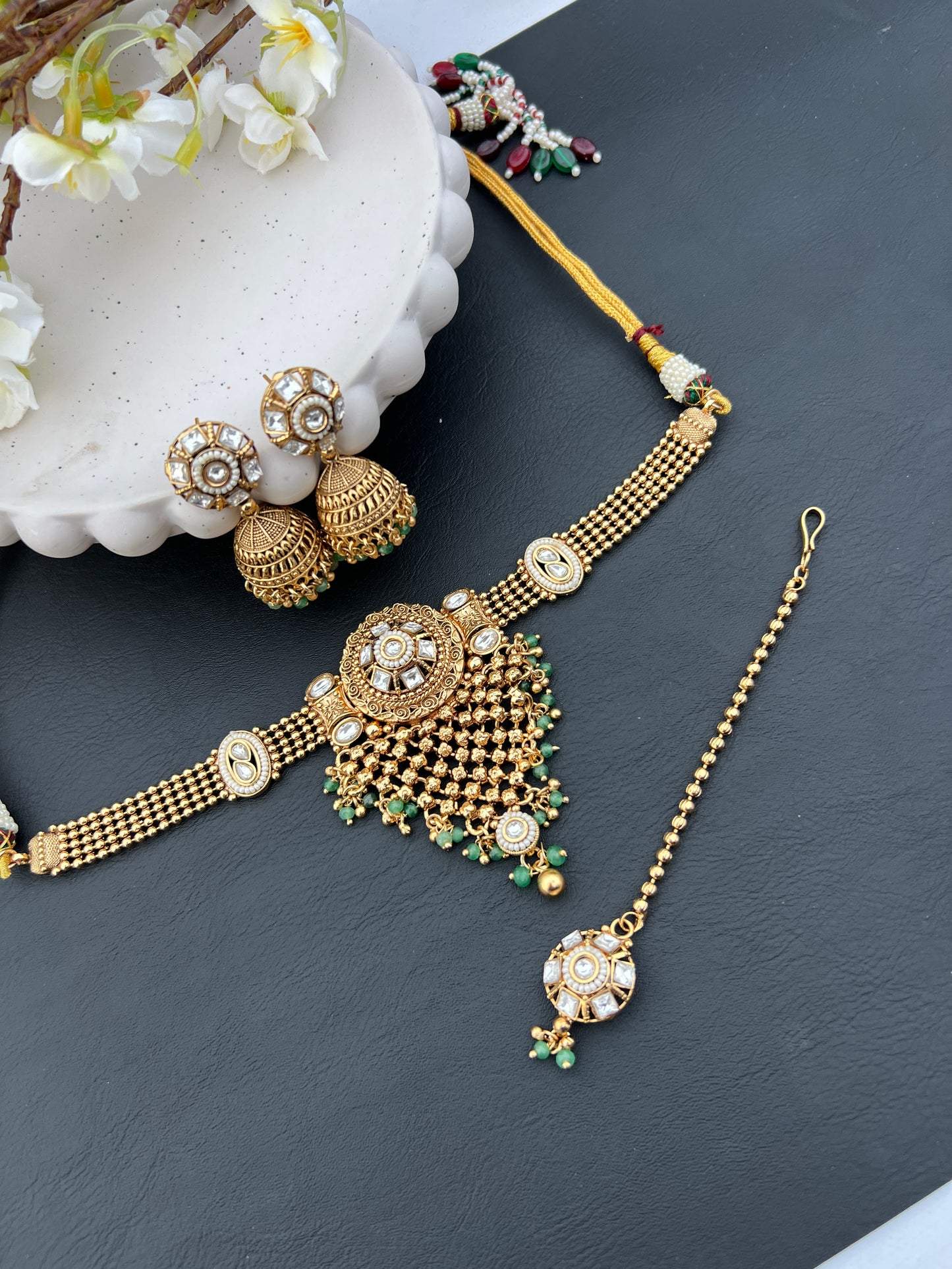Siyara choker set