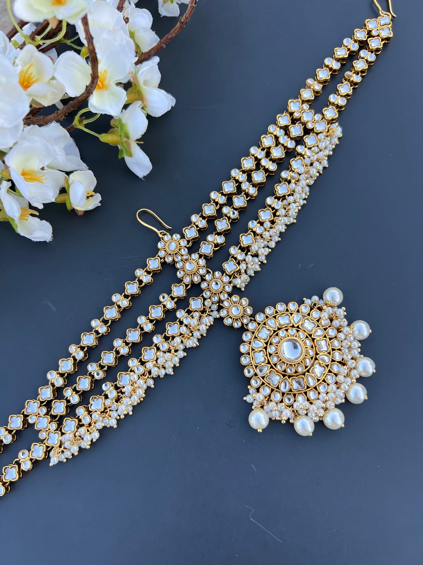 Bhavi sheeshpati/ headband