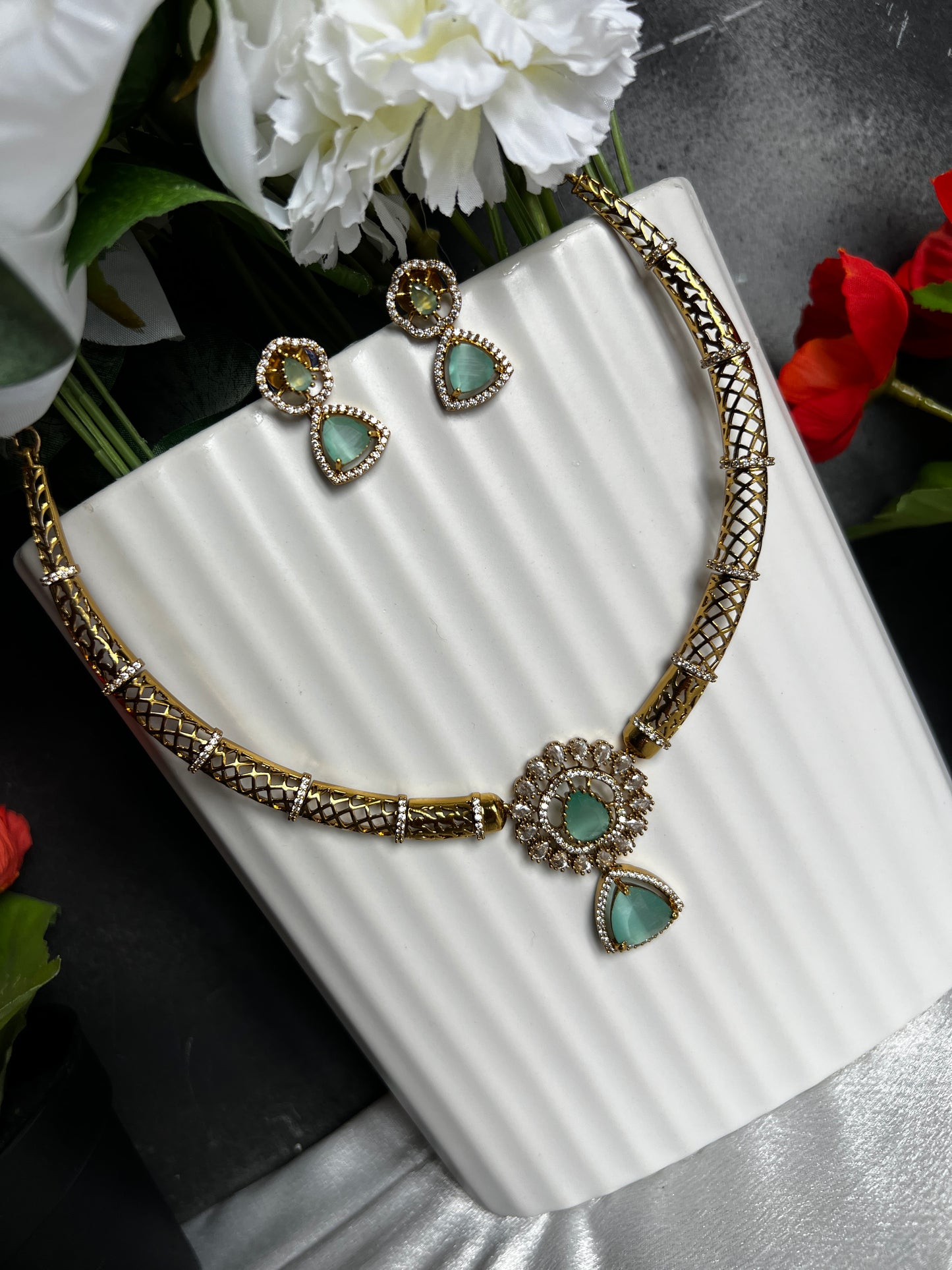 Victoria Hasli necklace