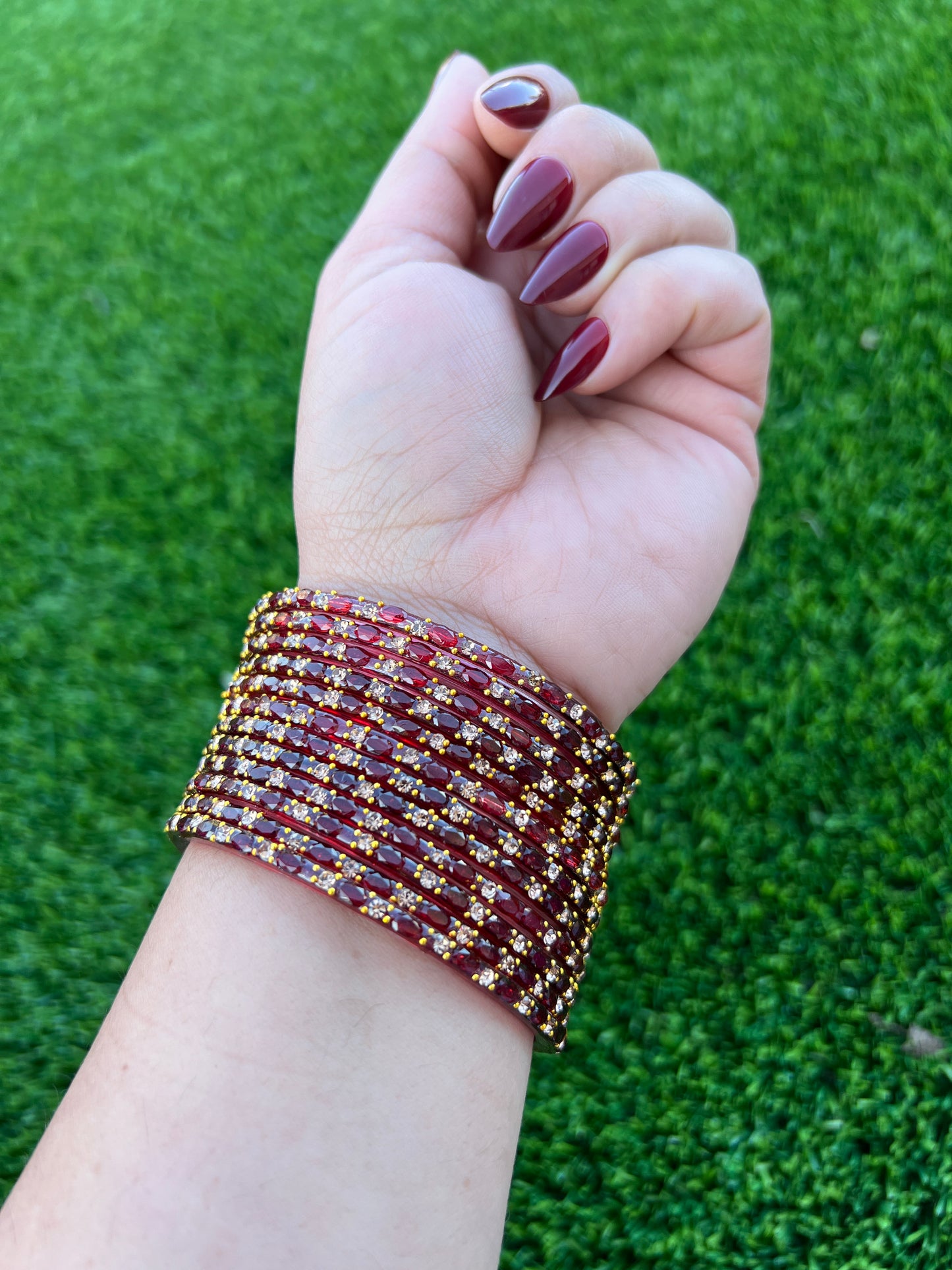 Maroon glass bangles