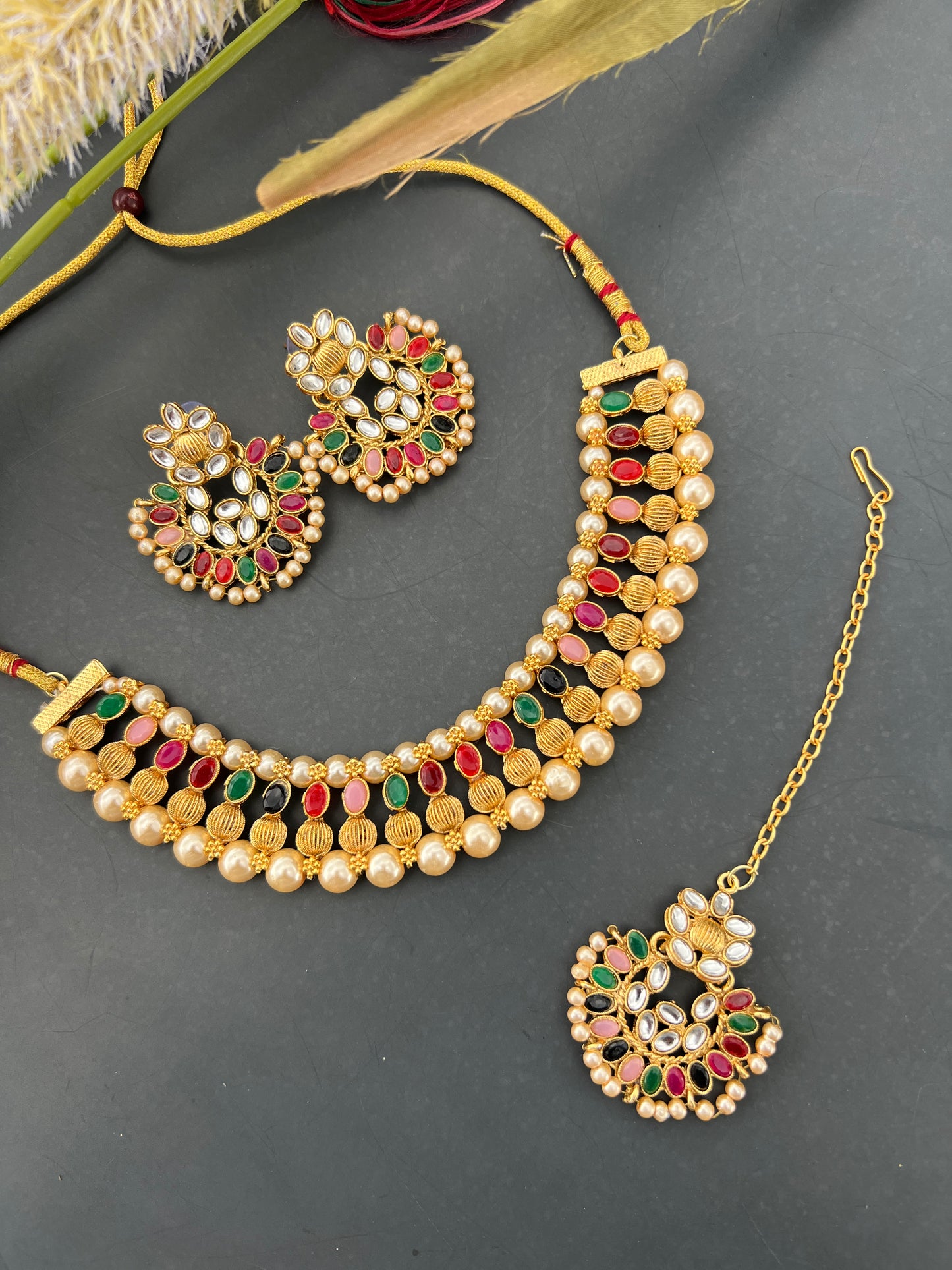 Shuchi necklace set