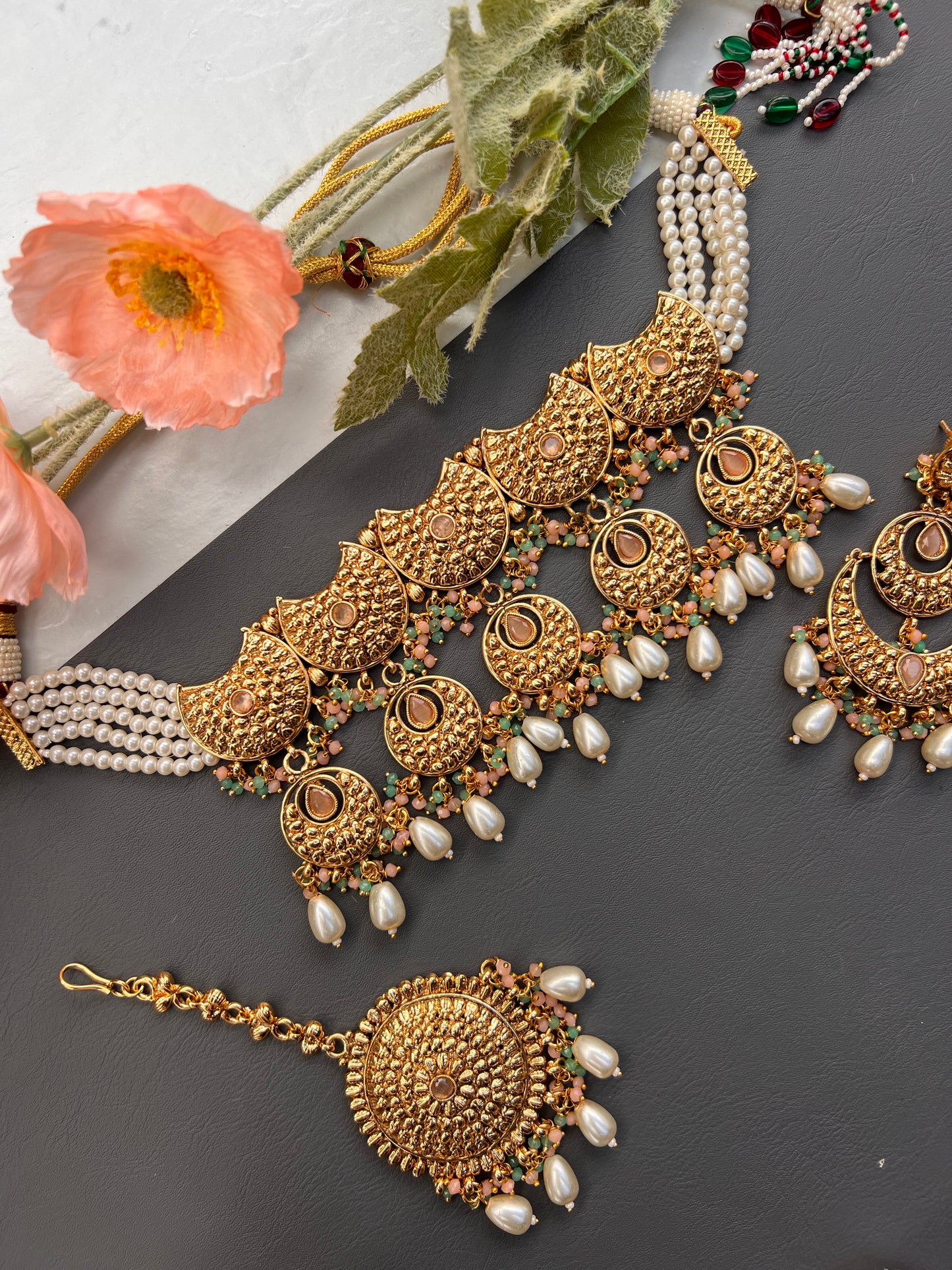 Amara necklace set