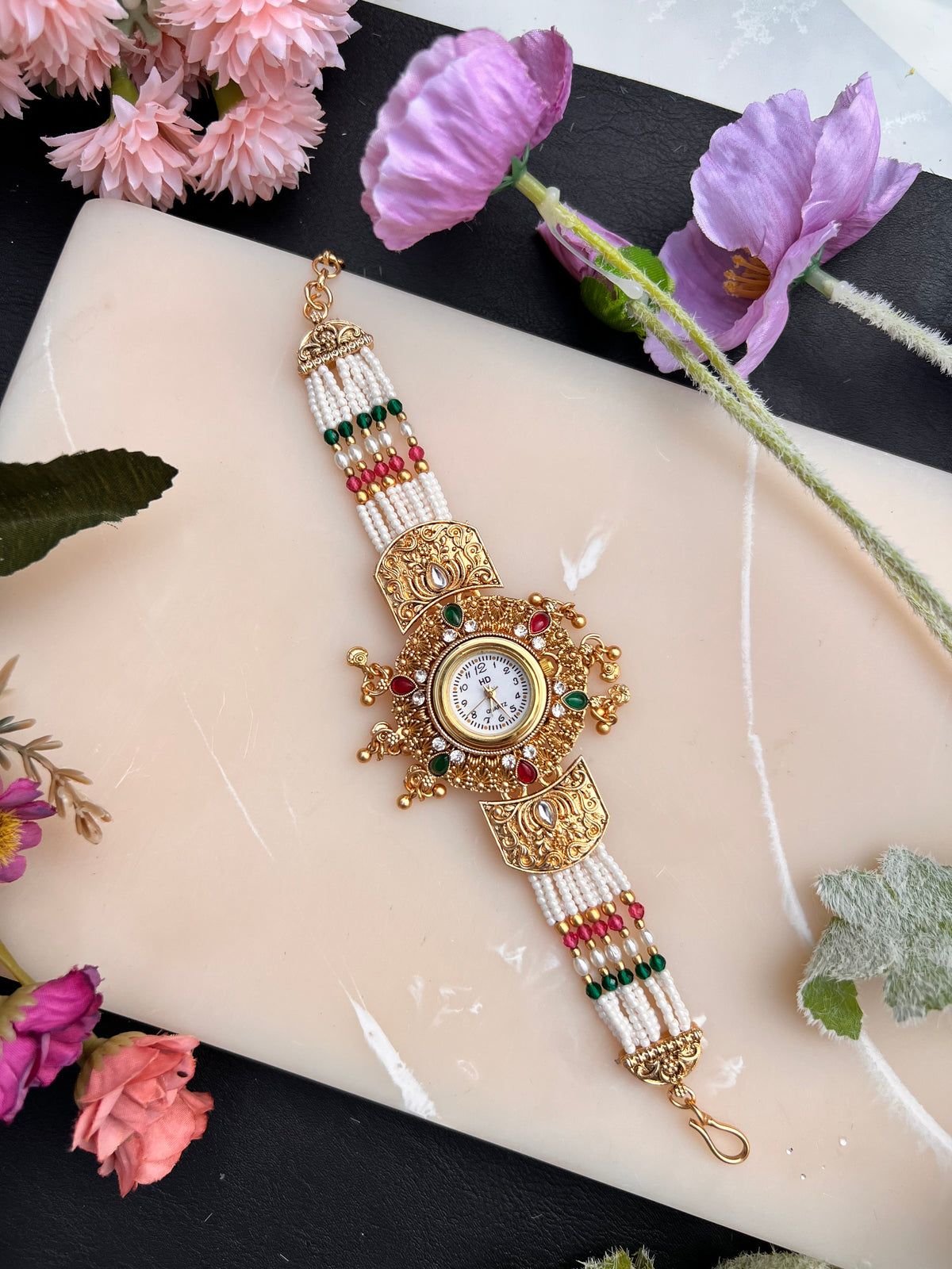 Siyara watch