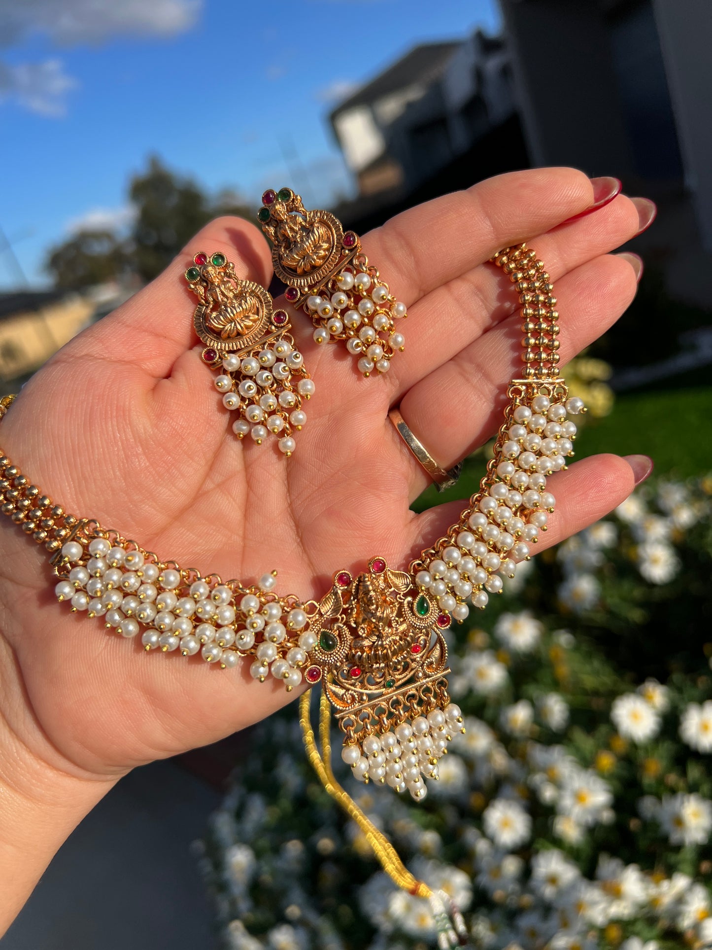Purva temple necklace set