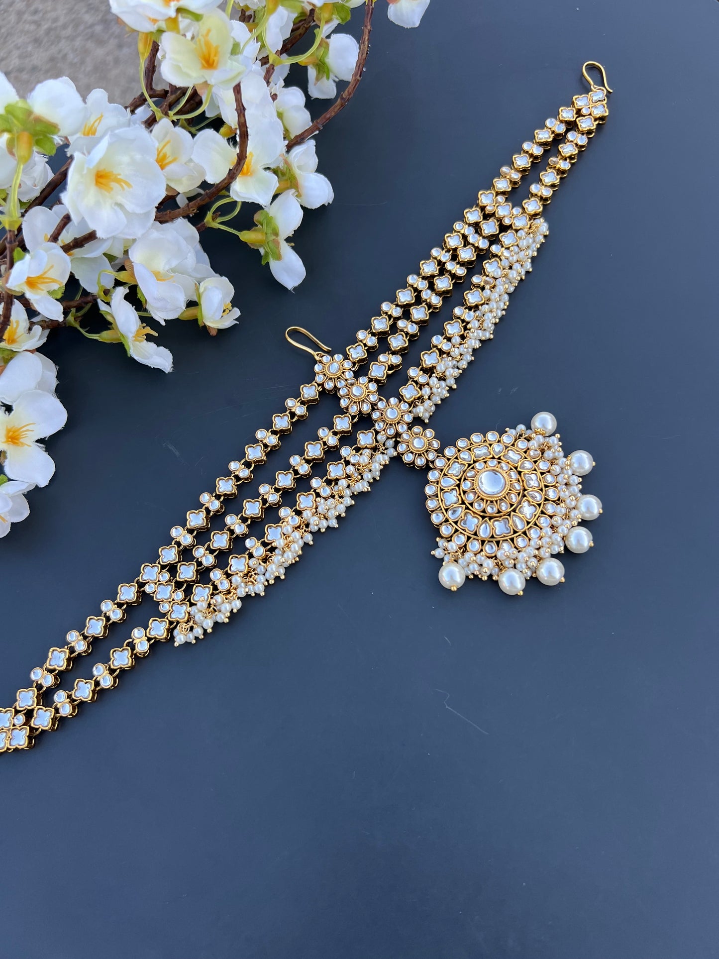 Bhavi sheeshpati/ headband