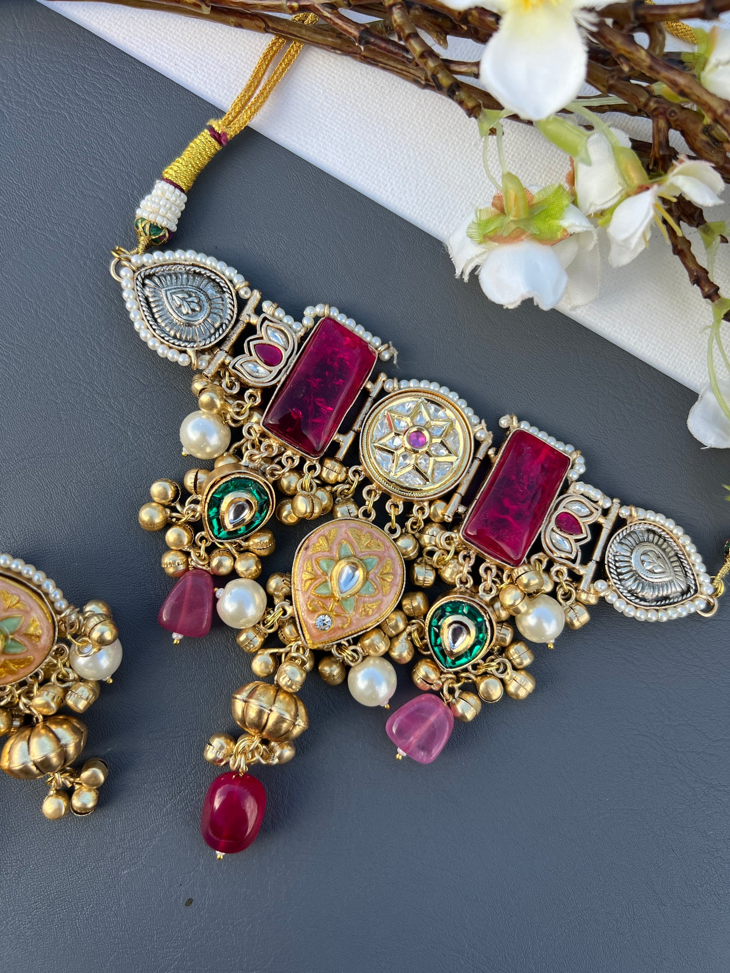 Tarasha Kashmiri choker set