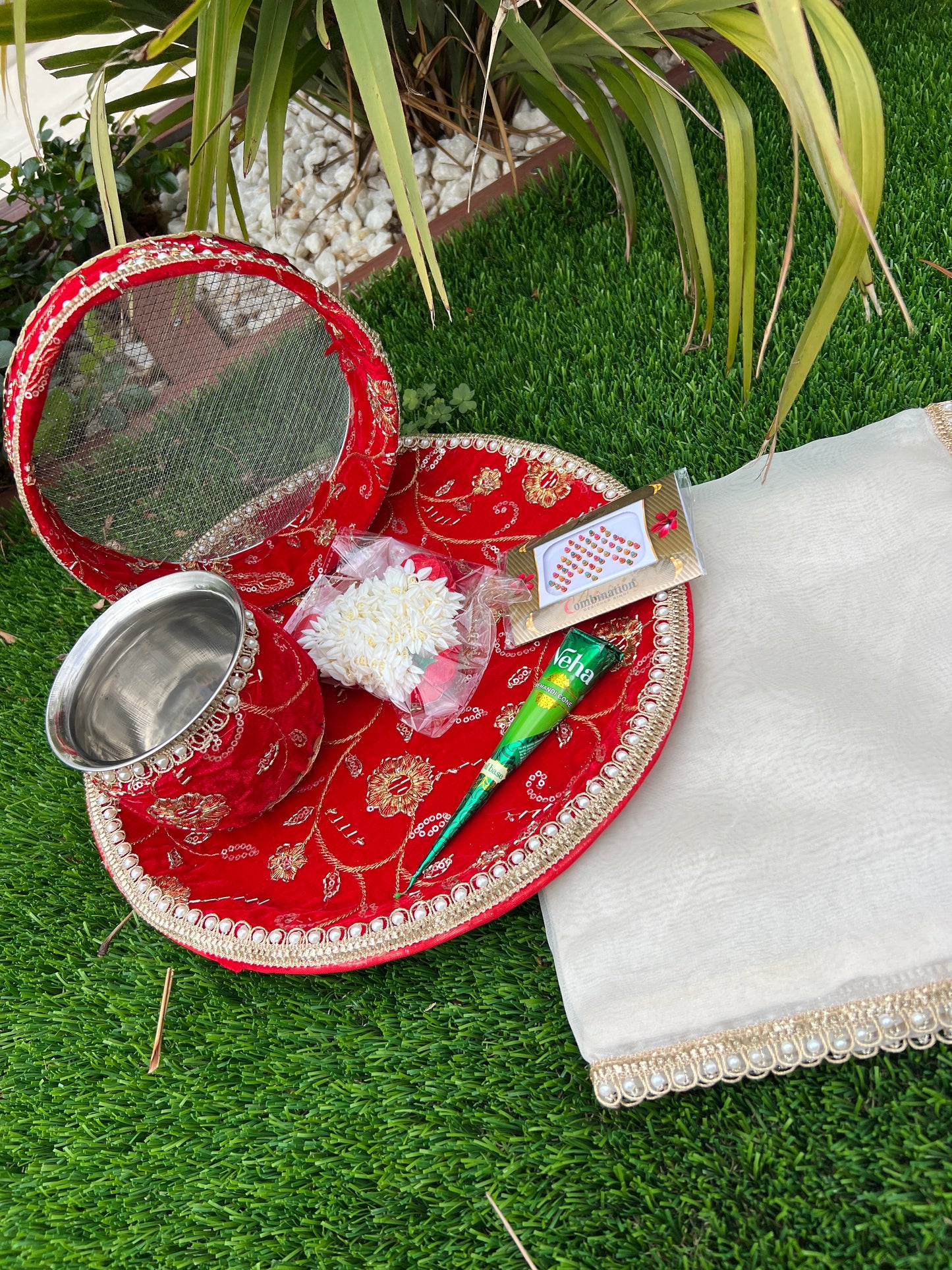 Karwa chauth Embroidered thali set