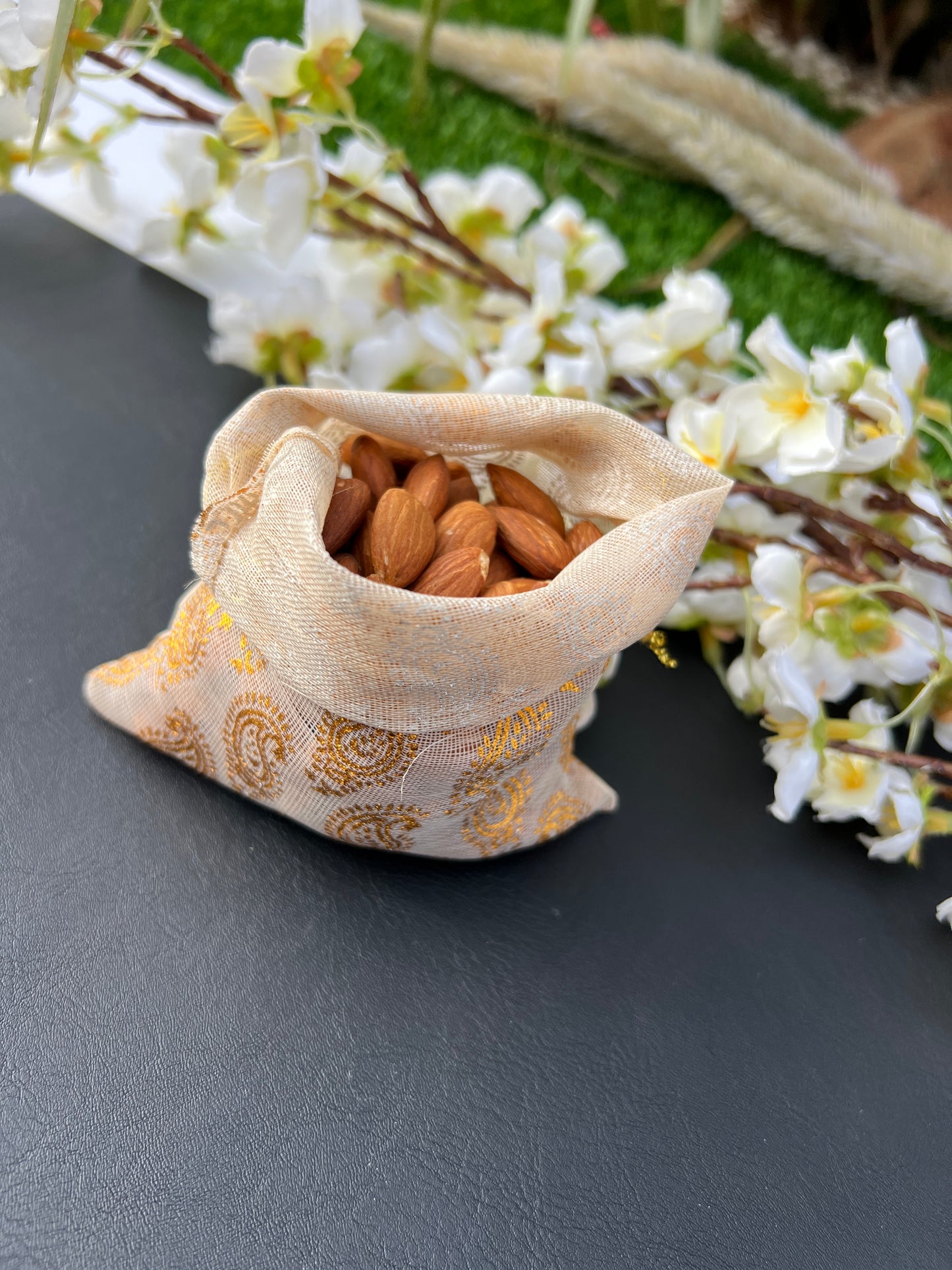 Almonds 50 gm