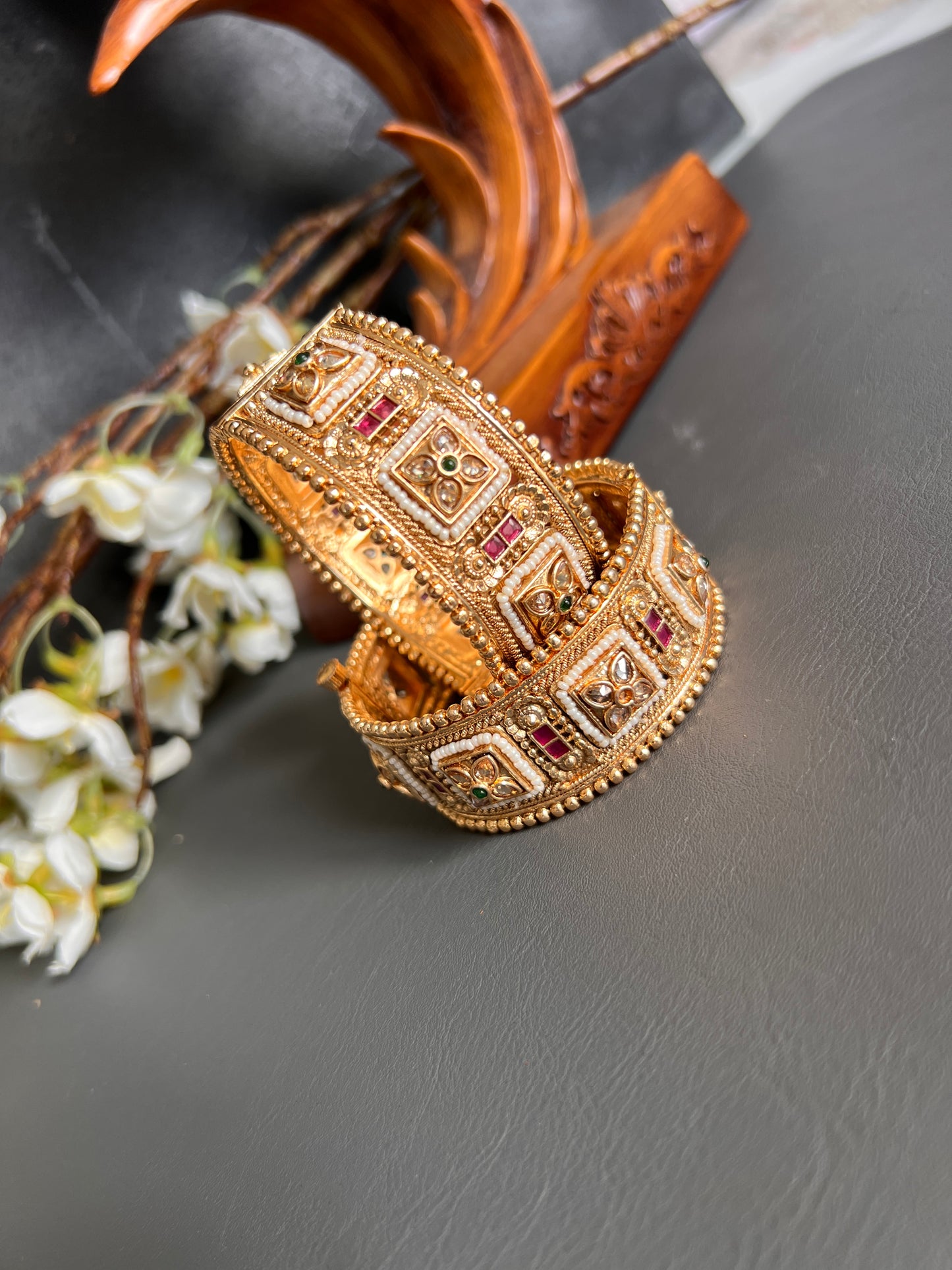 Savya gold plated openable kadas