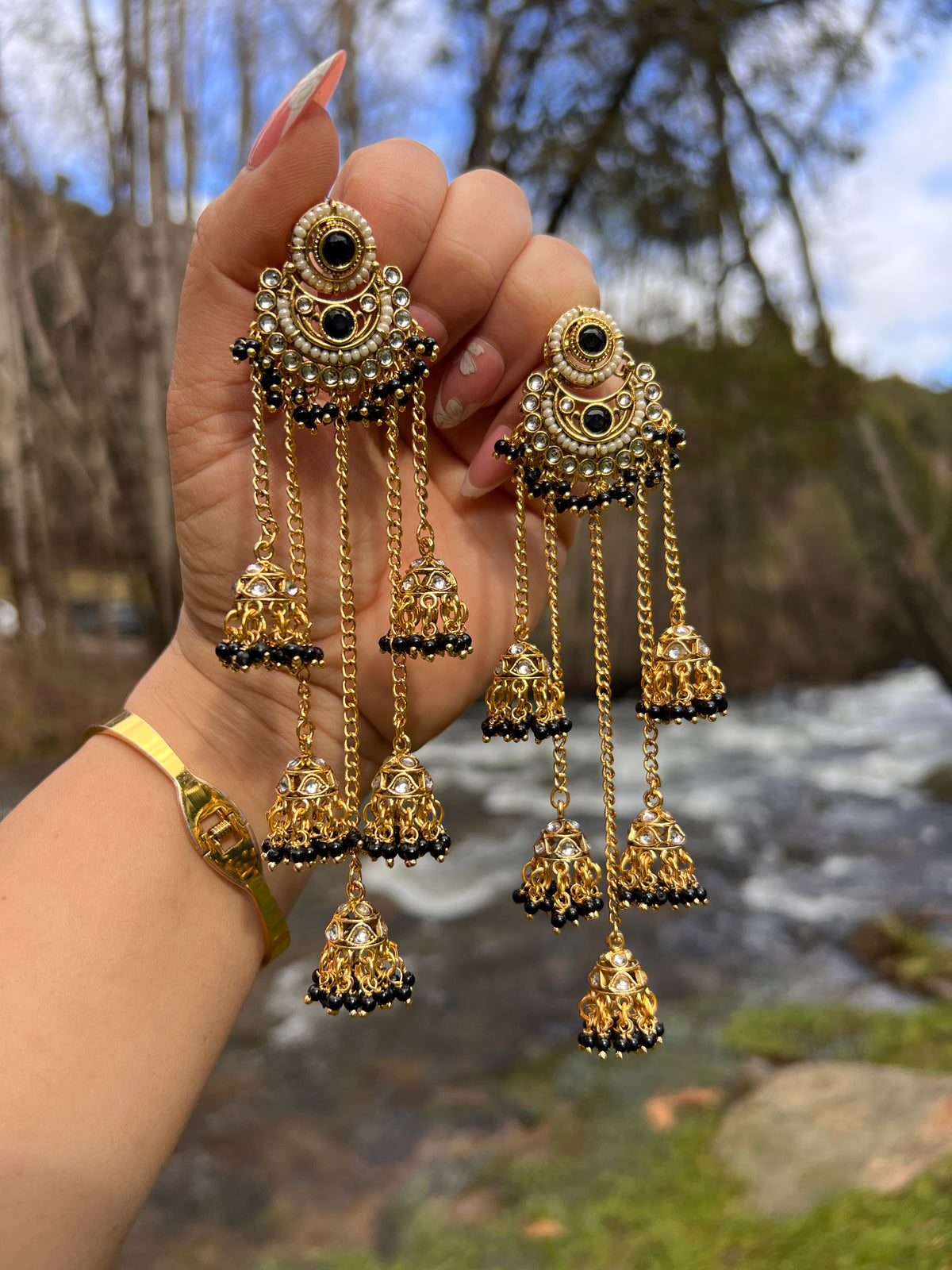 Navira long earrings
