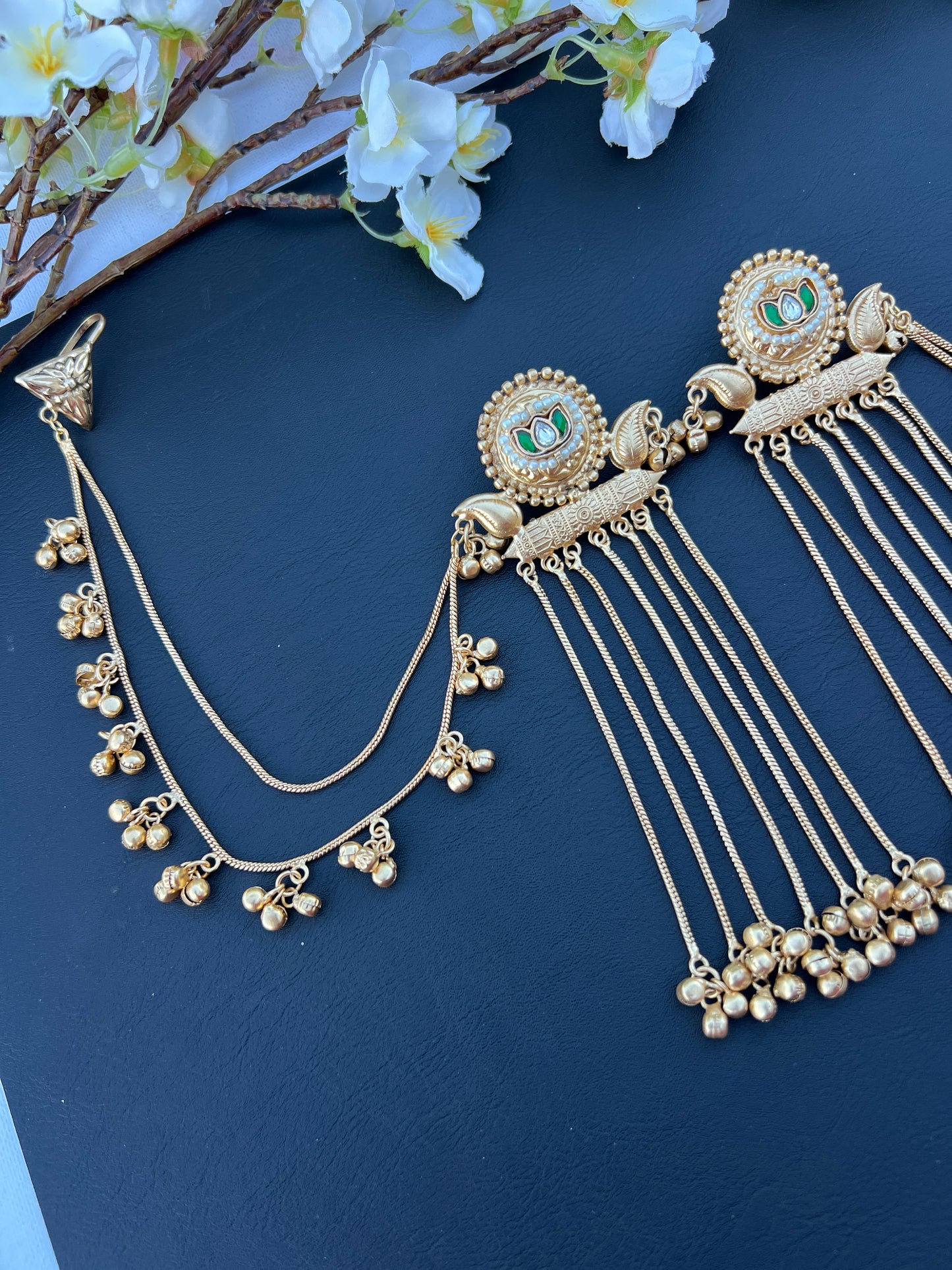 Prakurti sahara earrings