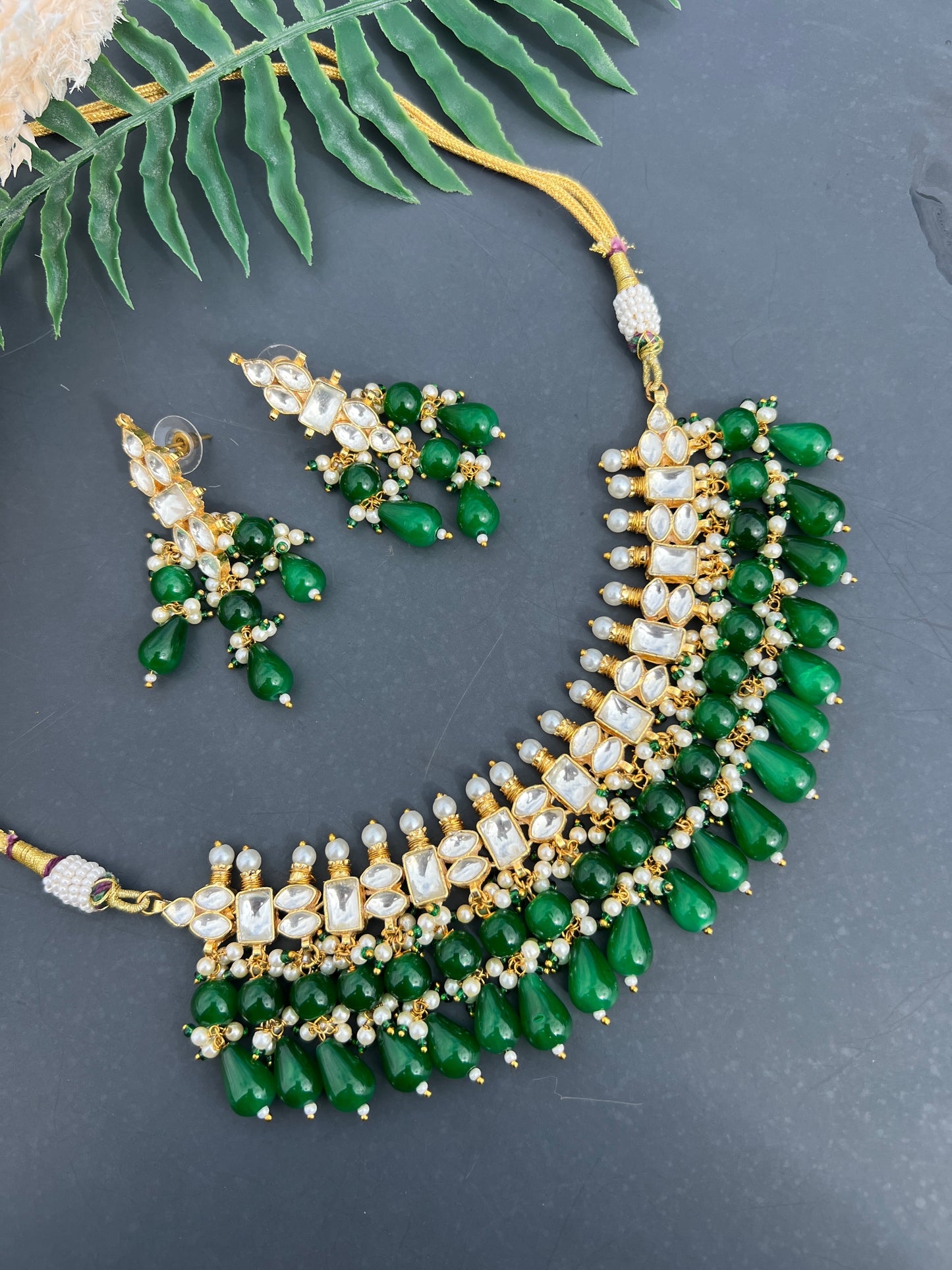 Trasha necklace set