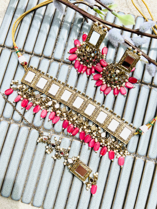 Pink mirror choker set