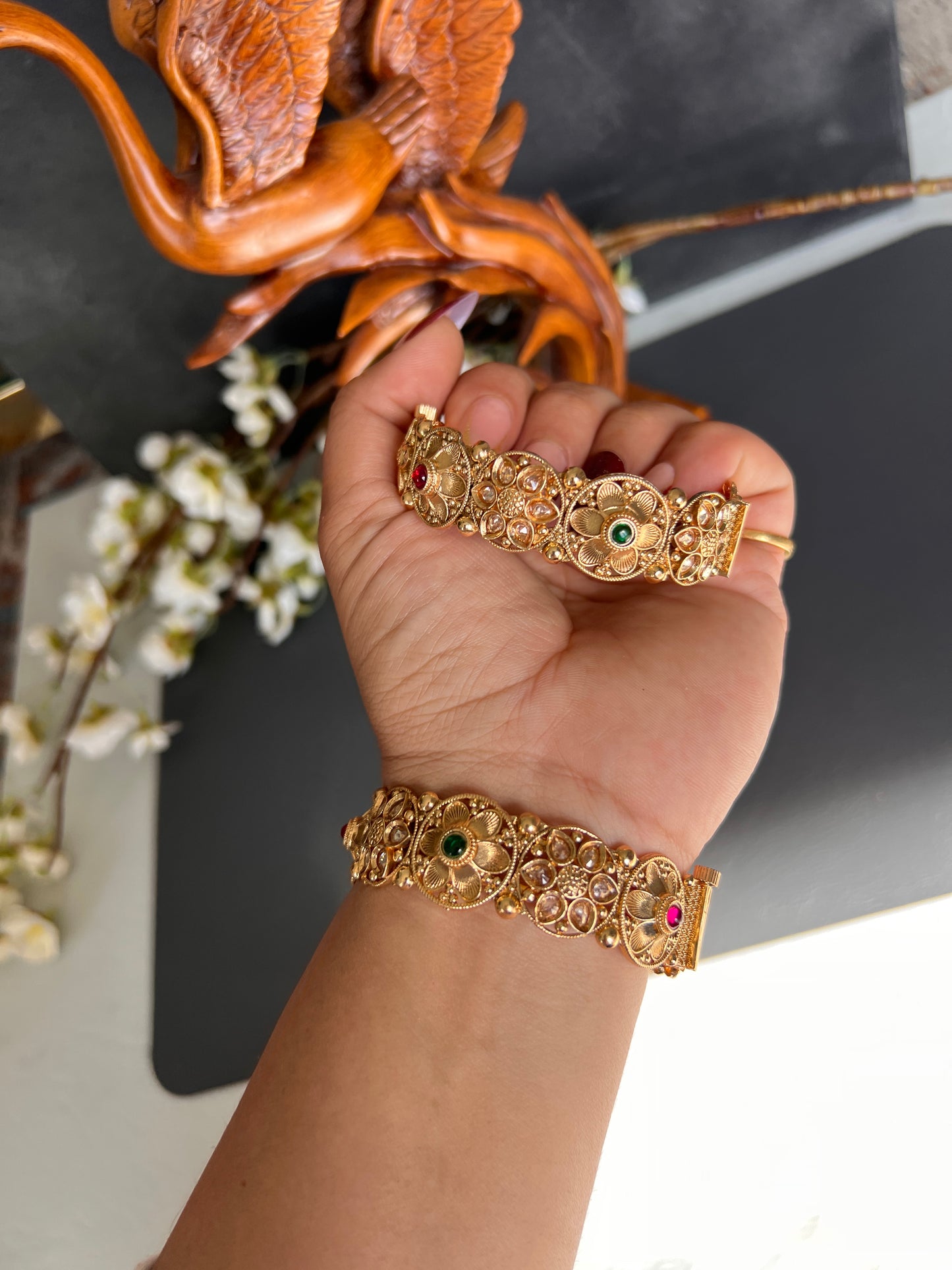 Zuri Antique gold plated Kadas