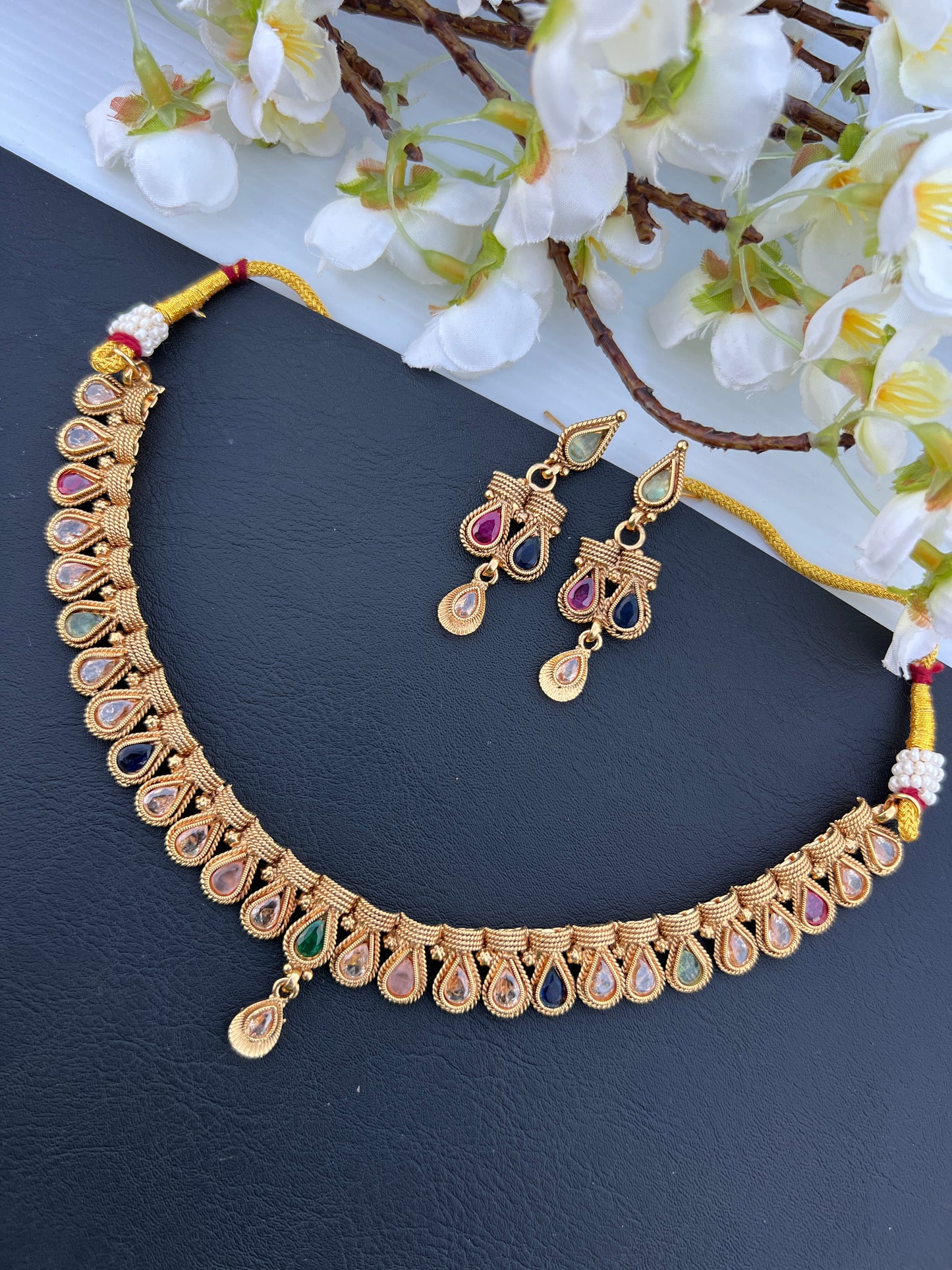 Riya necklace set