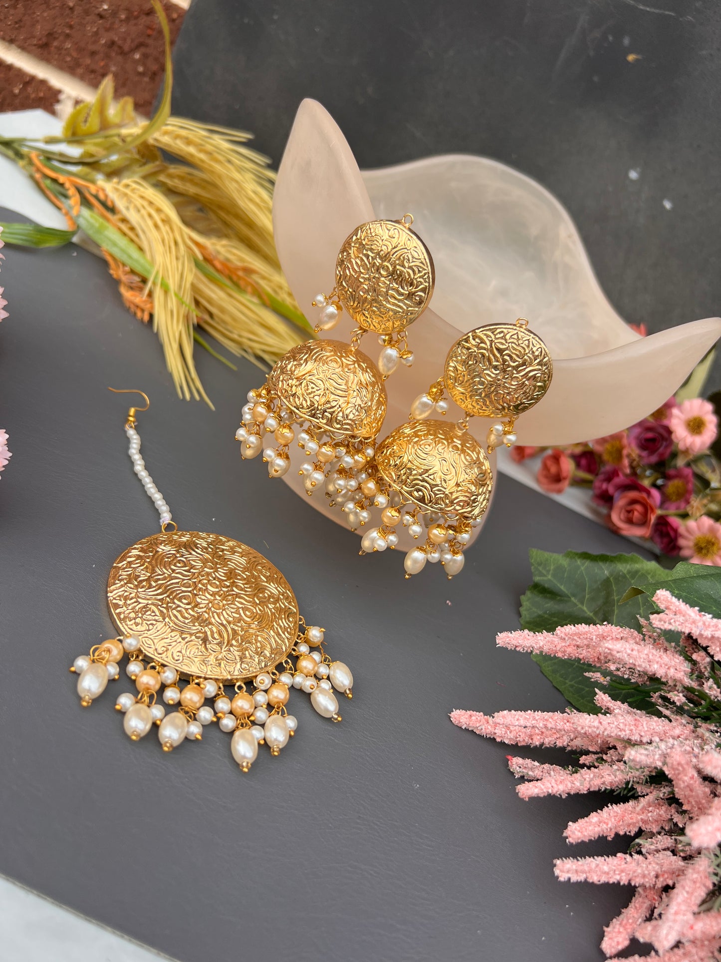 Sunakhi Jhumka tikka set
