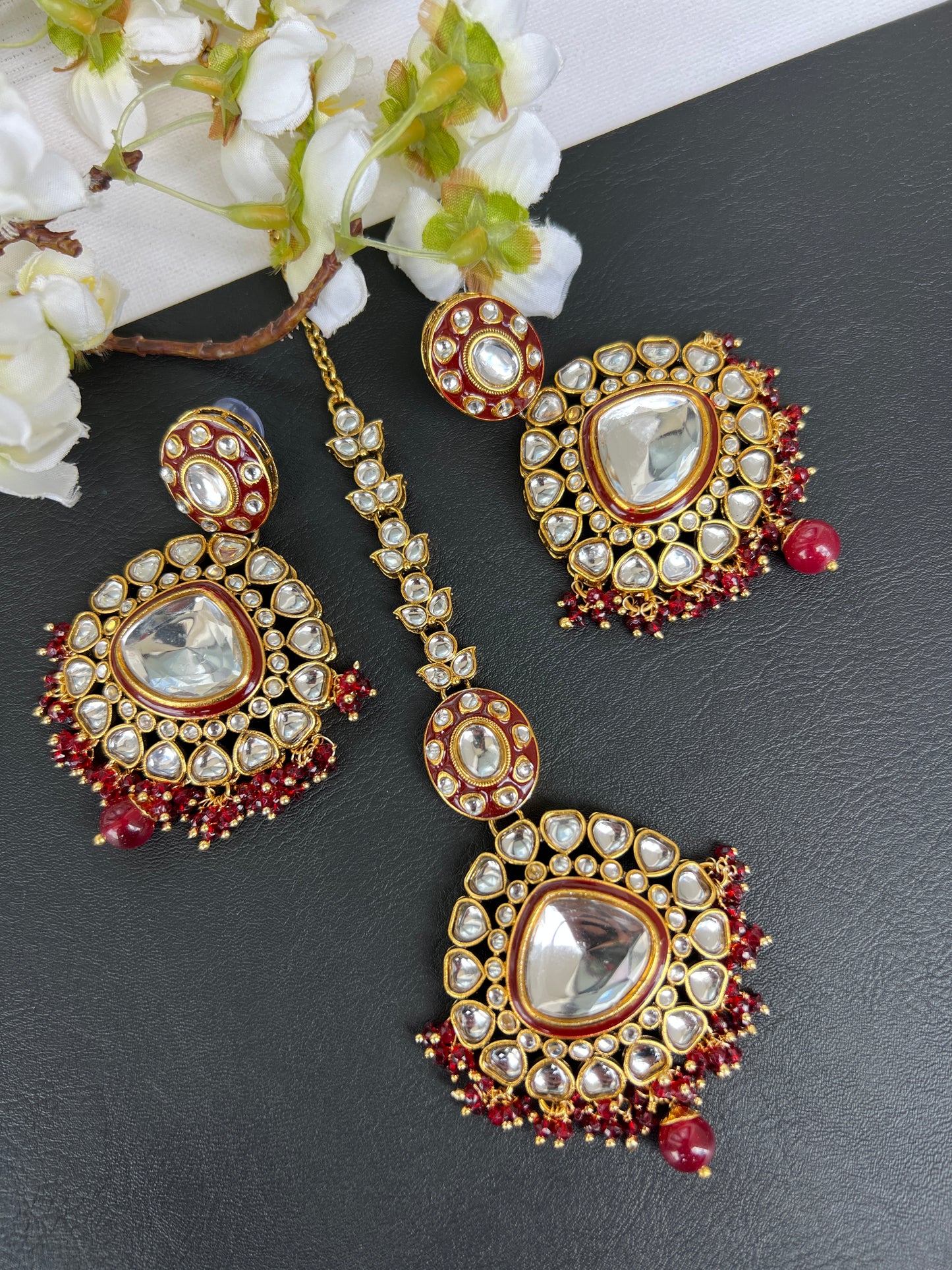 Ruhi Earrings & Tikka