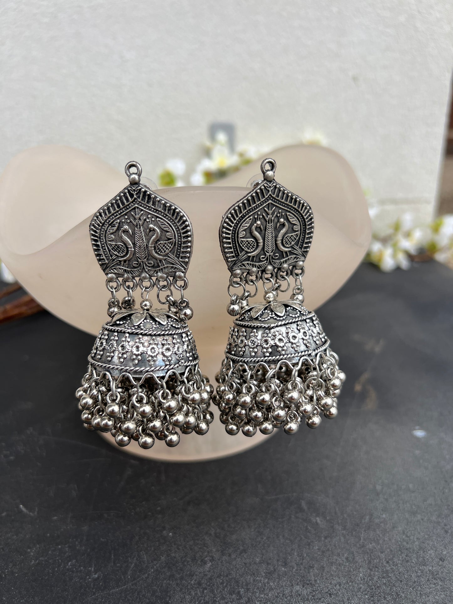 Lavnya large jhumka