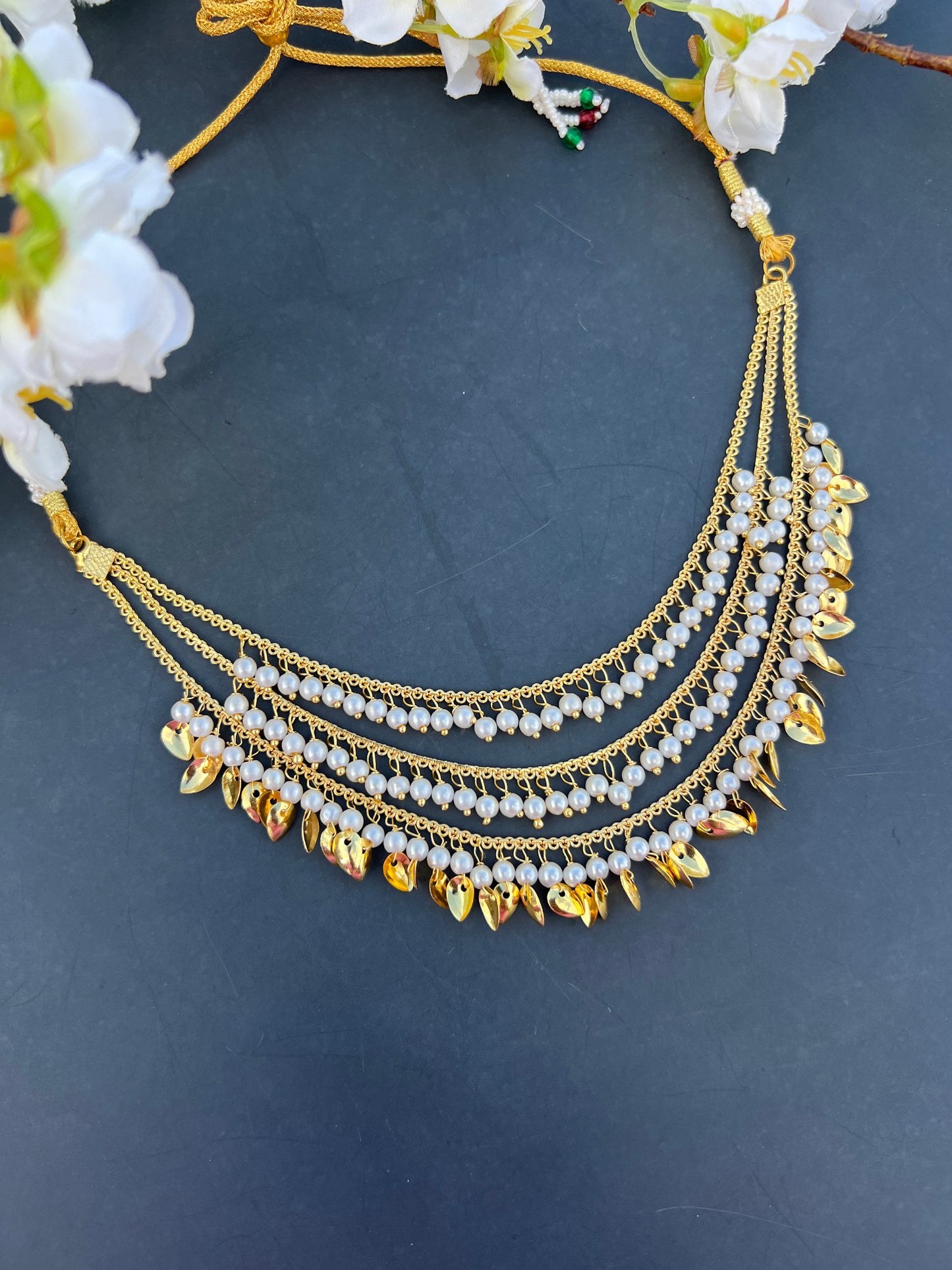 Amani neckline