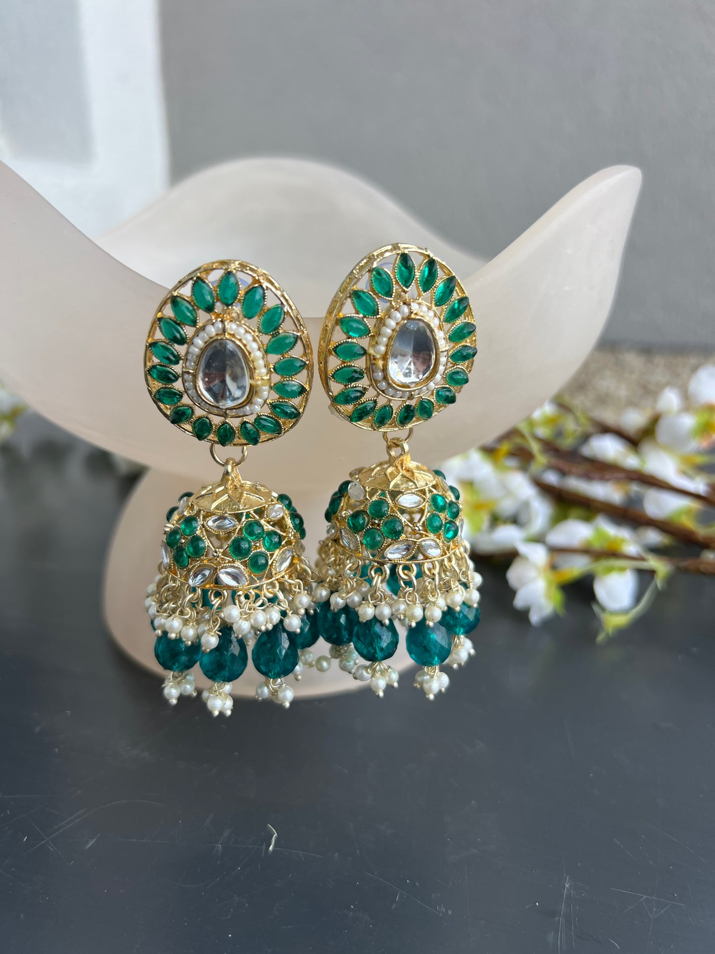 Riya jhumka