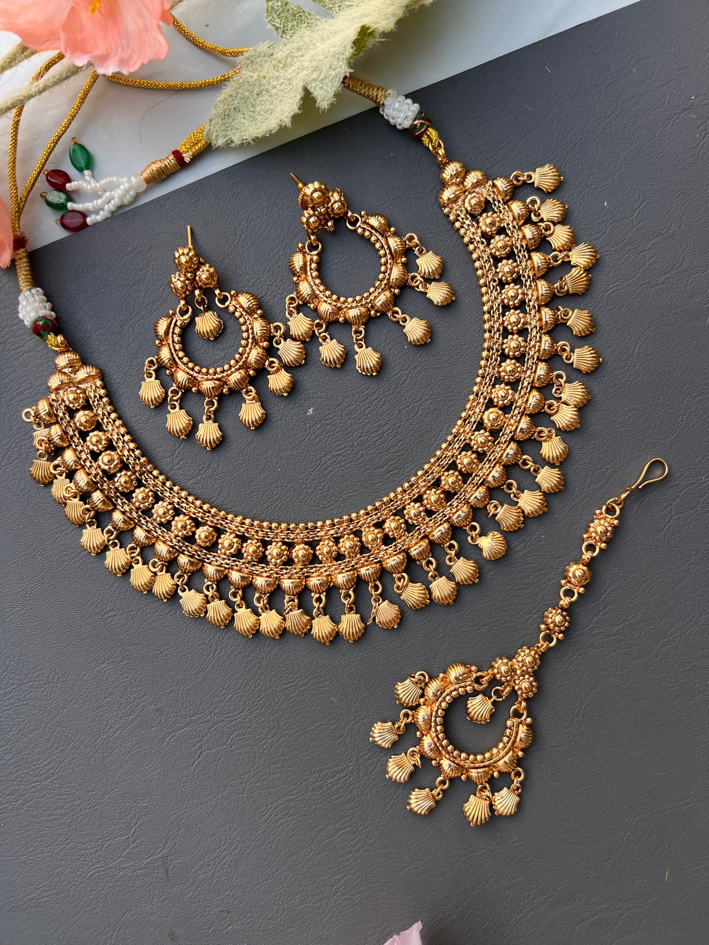 Reeva gold plated necklace set