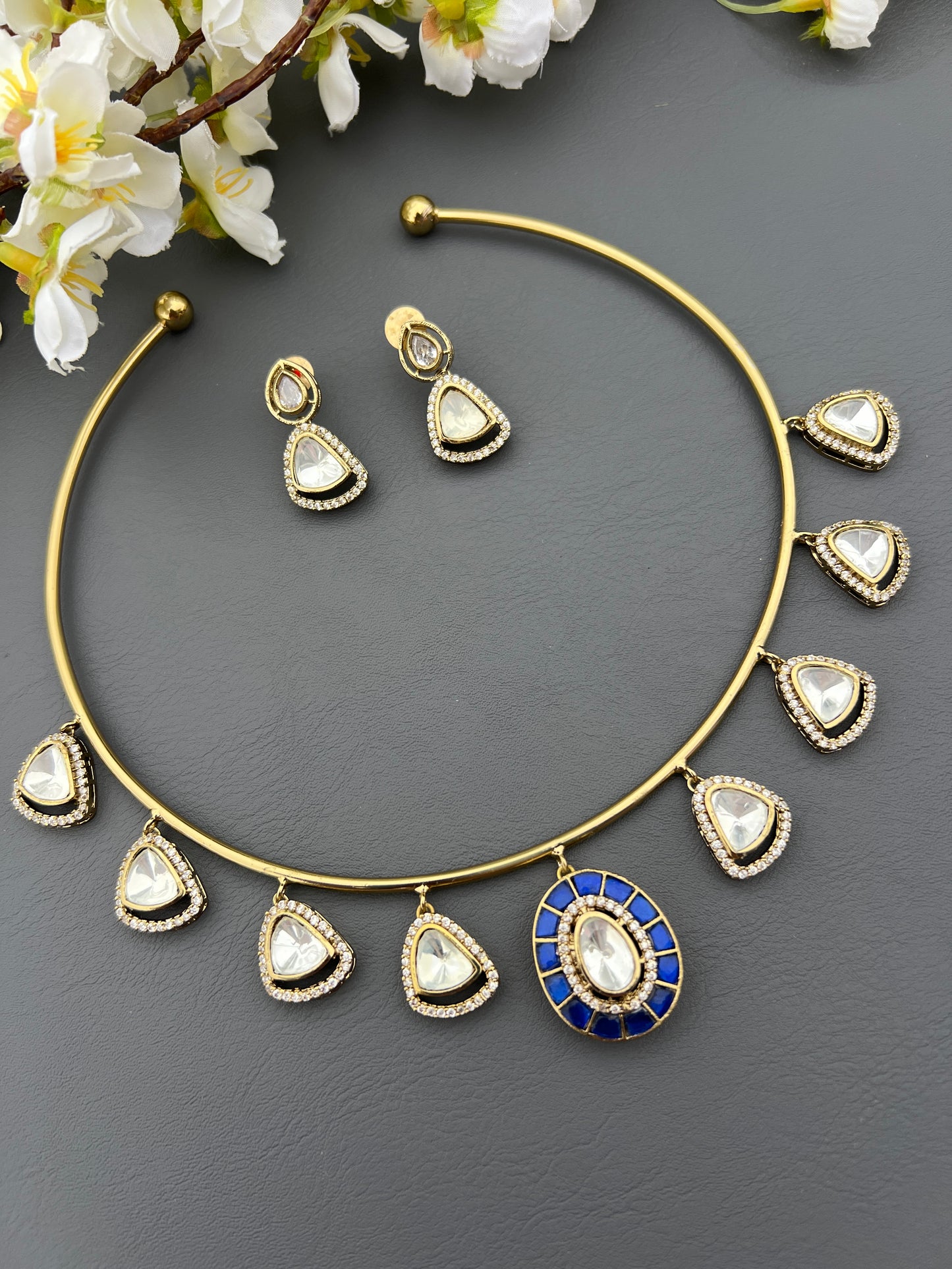 Mahima necklace set