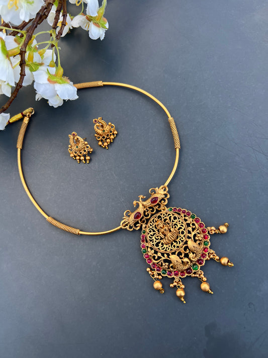 Temple hasli necklace set