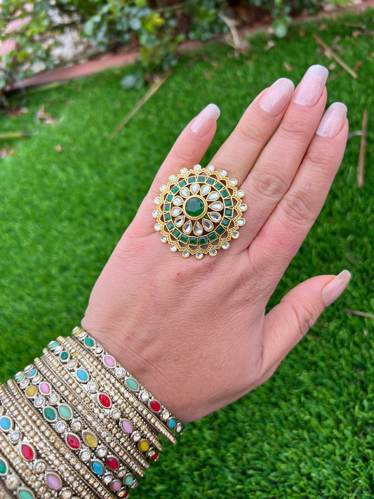 Ritvika emerald ring
