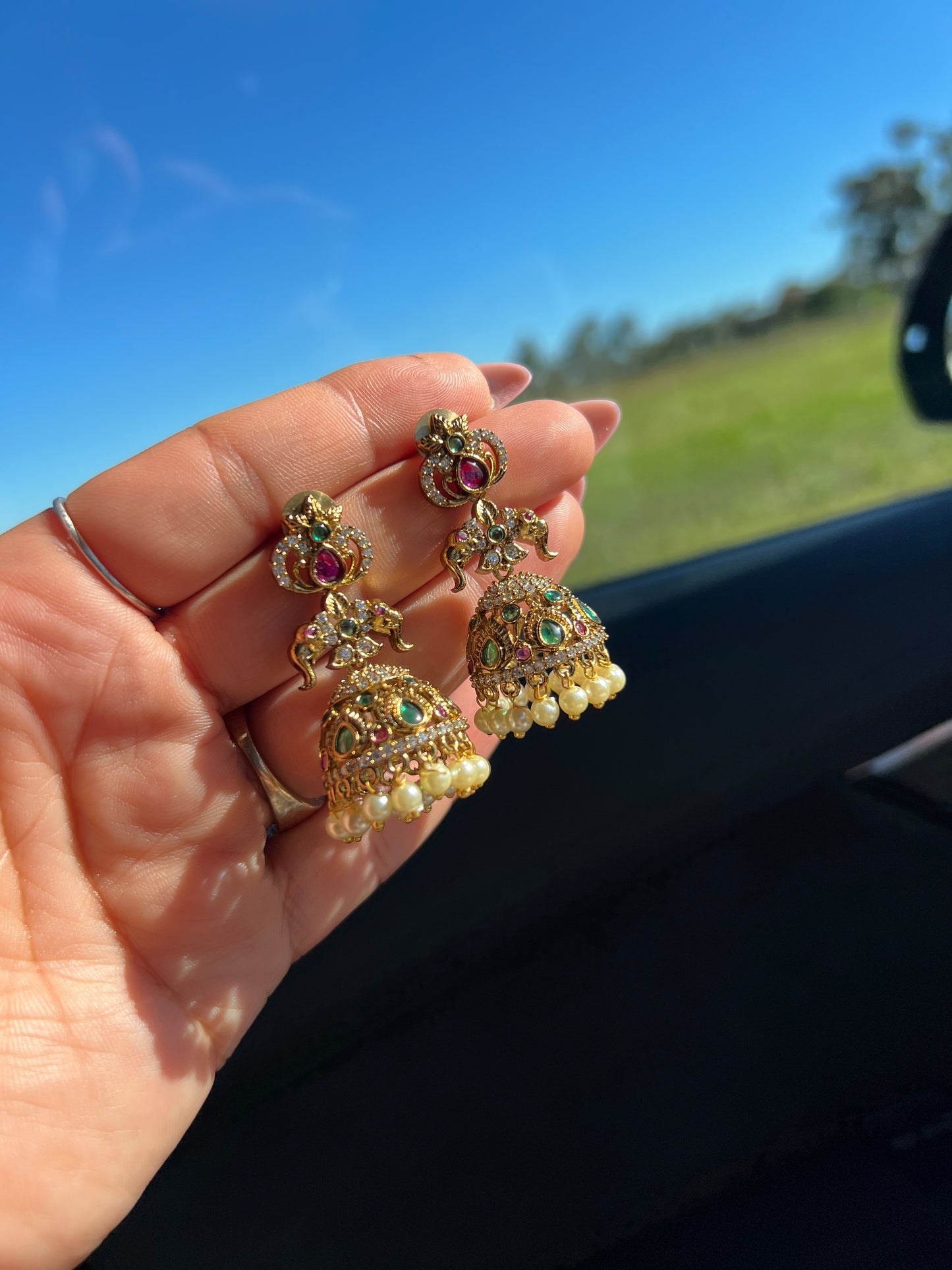 Kayra Victoria jhumki