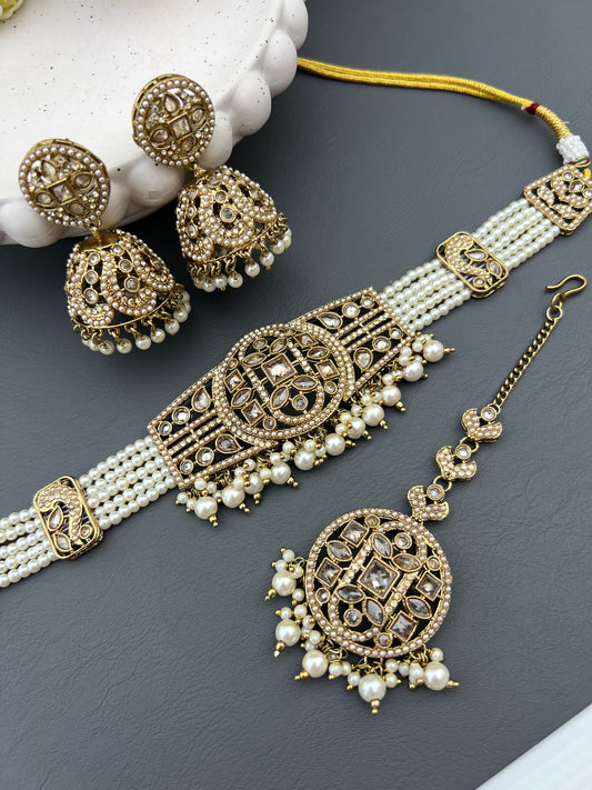 Kashvi choker set